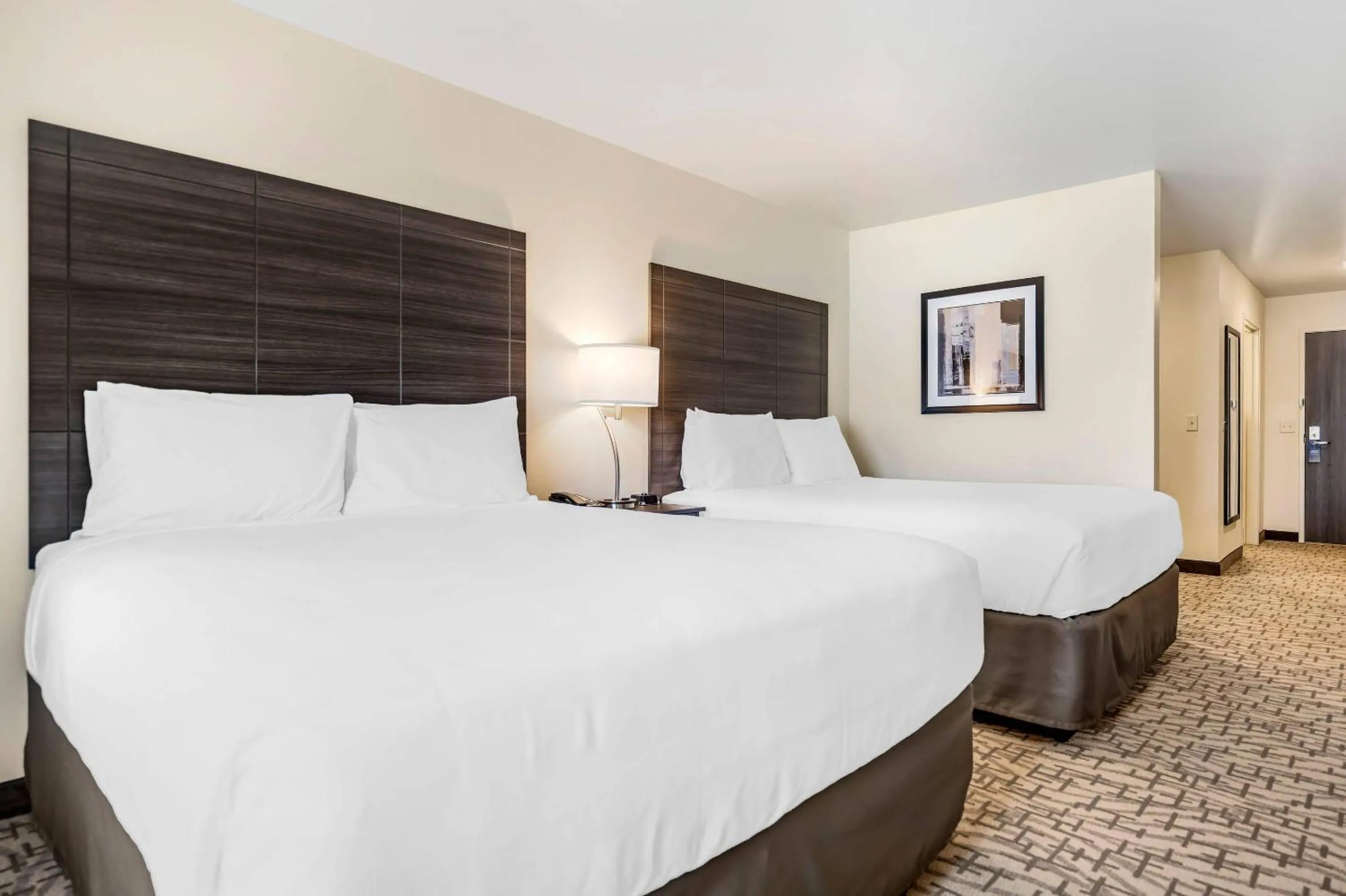 Bedroom, Bed in Comfort Inn & Suites Medina NY near Erie Canal