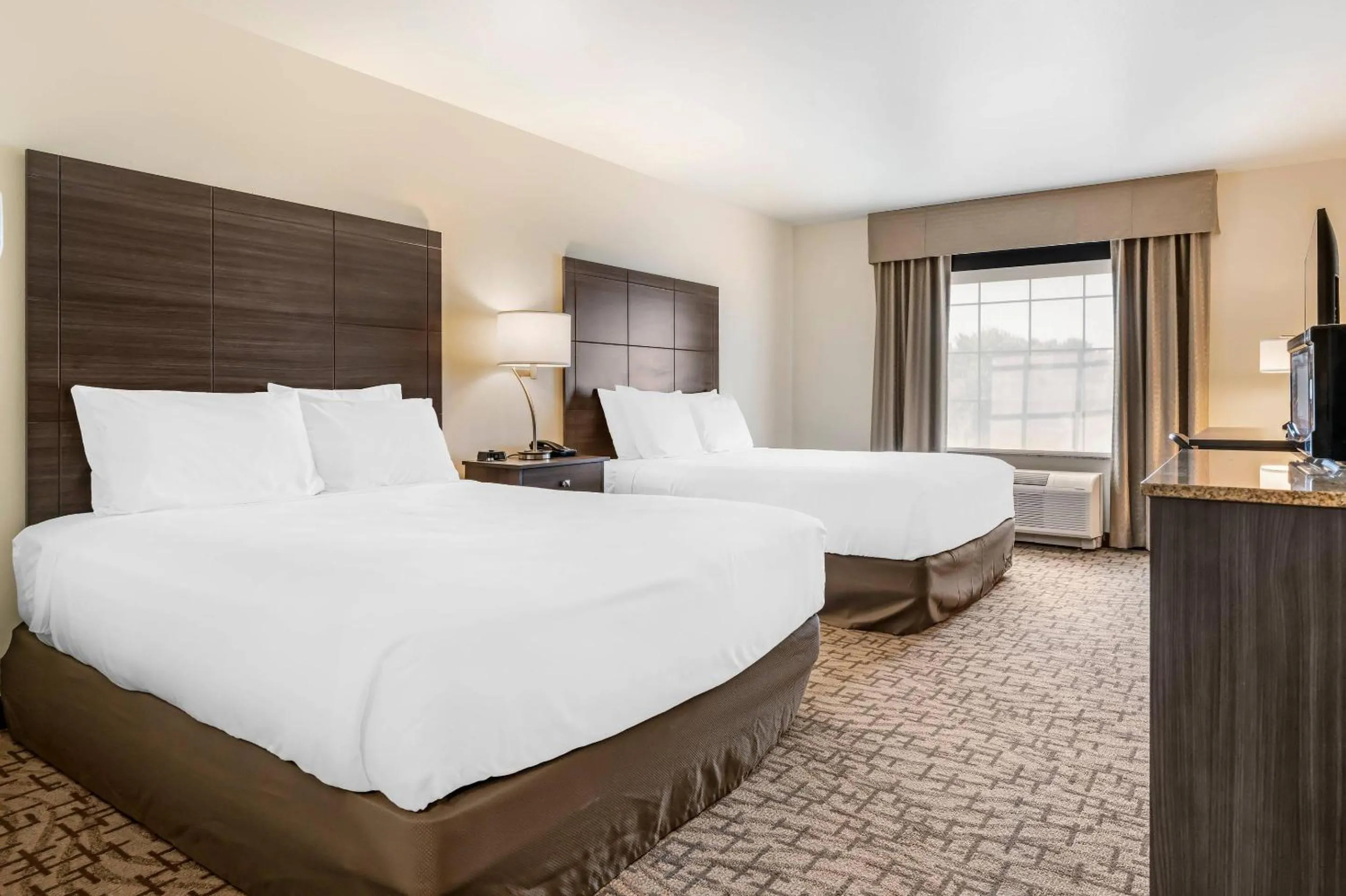 Bedroom, Bed in Comfort Inn & Suites Medina NY near Erie Canal