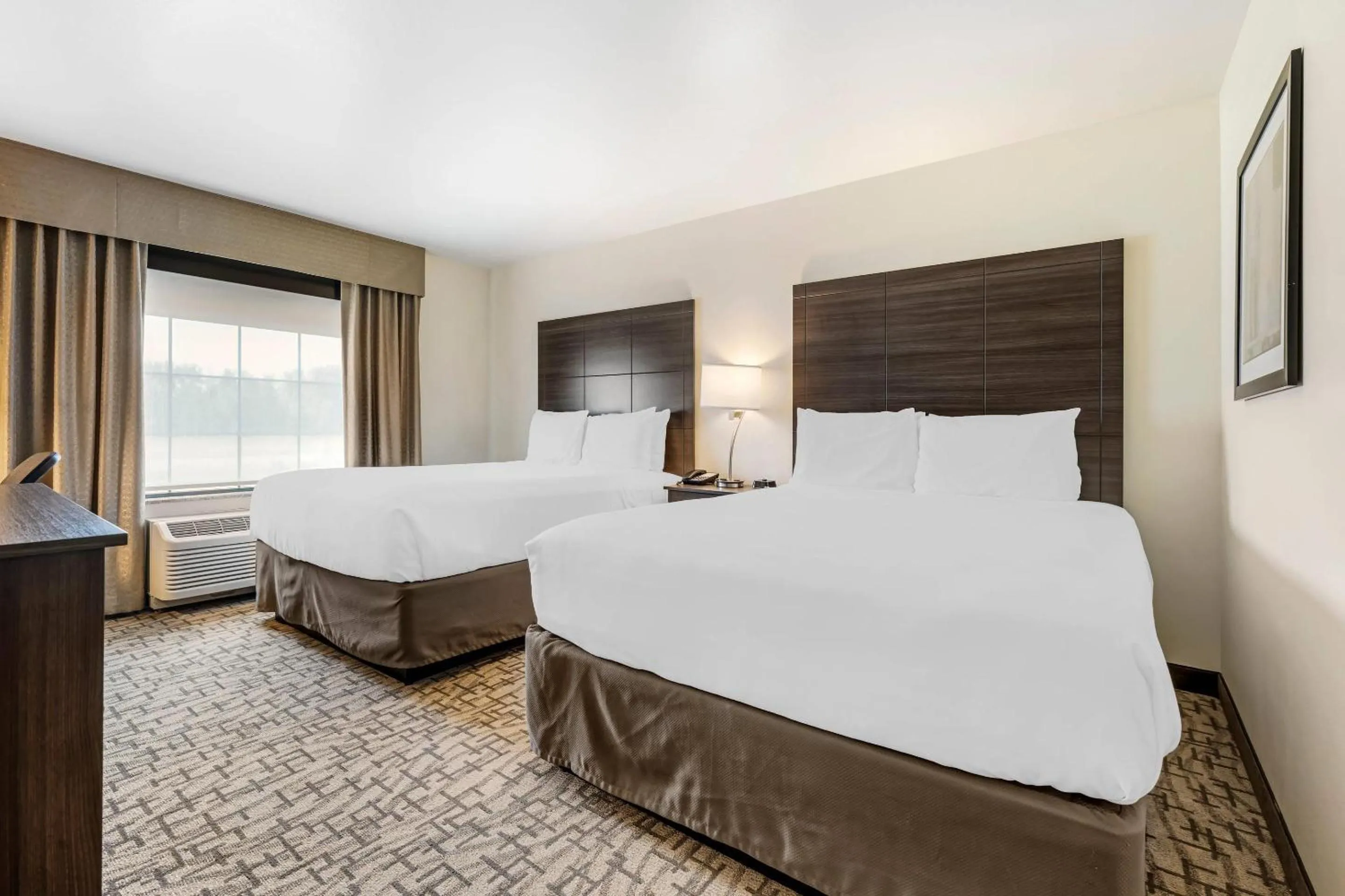 Bedroom, Bed in Comfort Inn & Suites Medina NY near Erie Canal