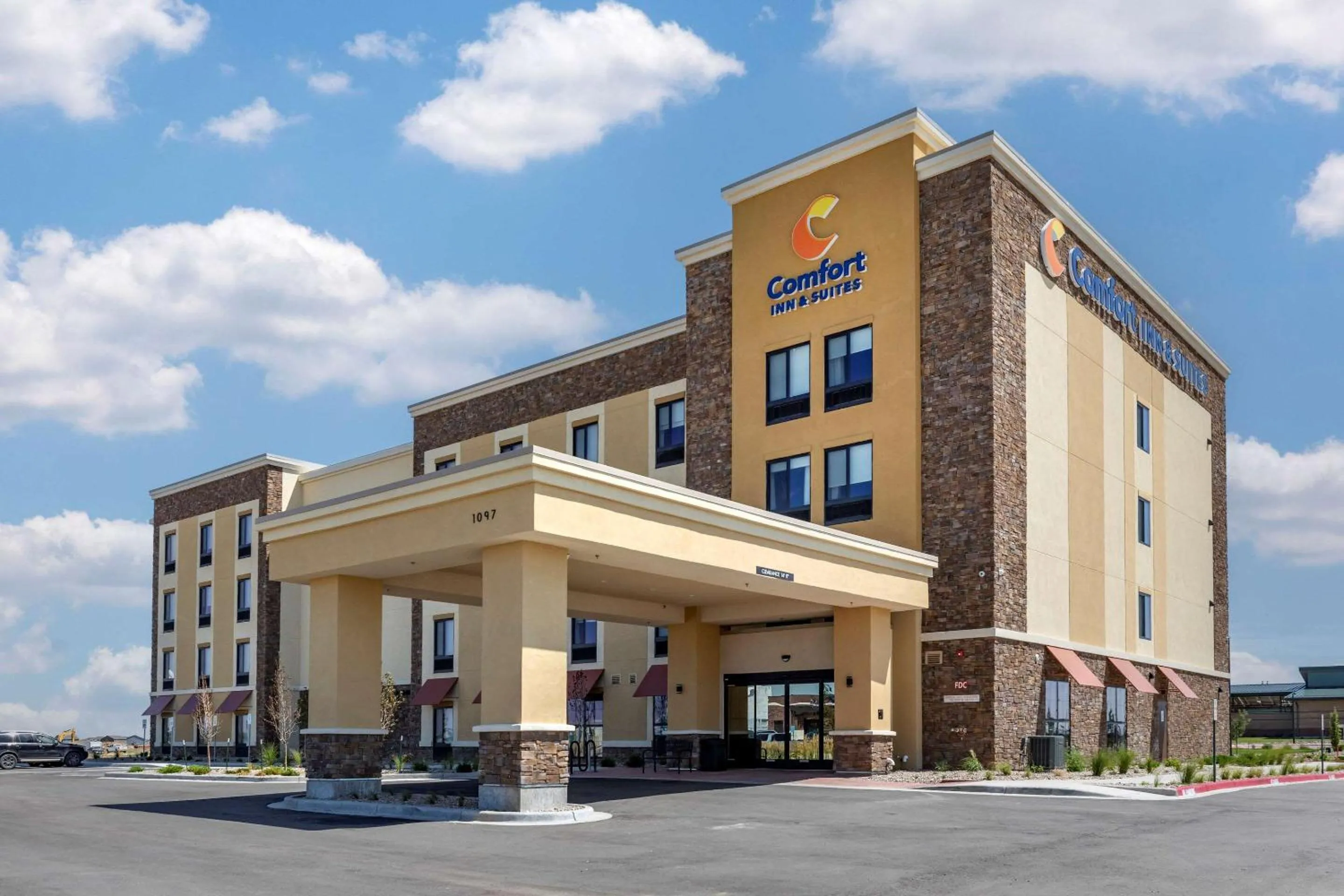 Property building in Comfort Inn & Suites Bennett