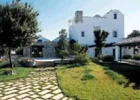 Facade/entrance in Masseria Chiancone Torricella