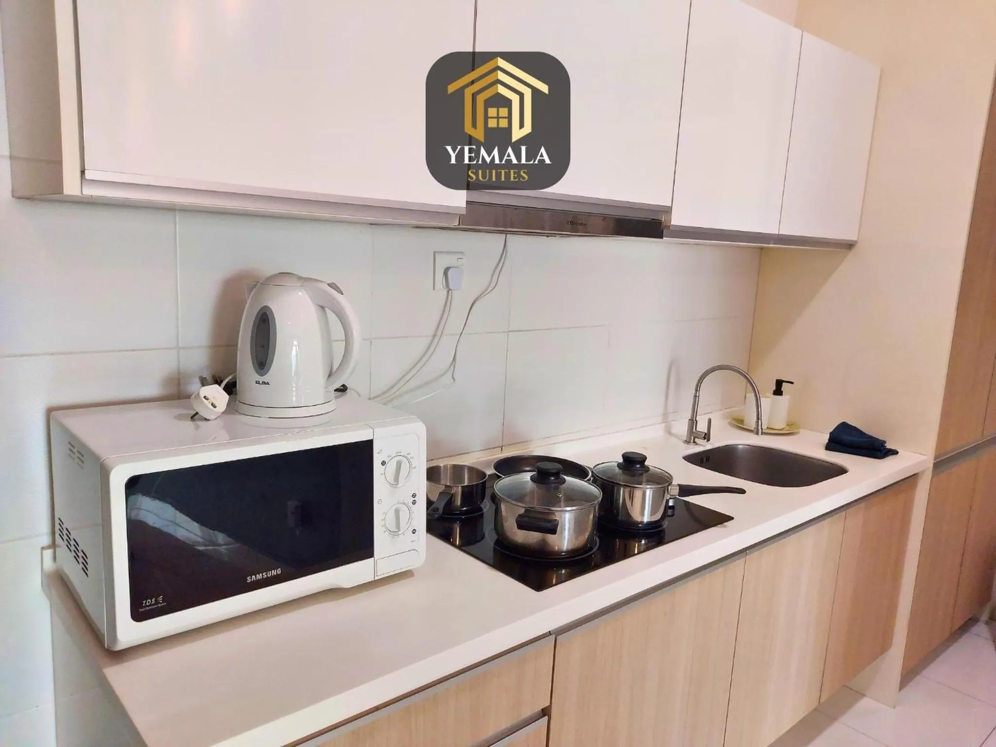 Kitchen or kitchenette in Yemala Suites at Skyloft - Johor