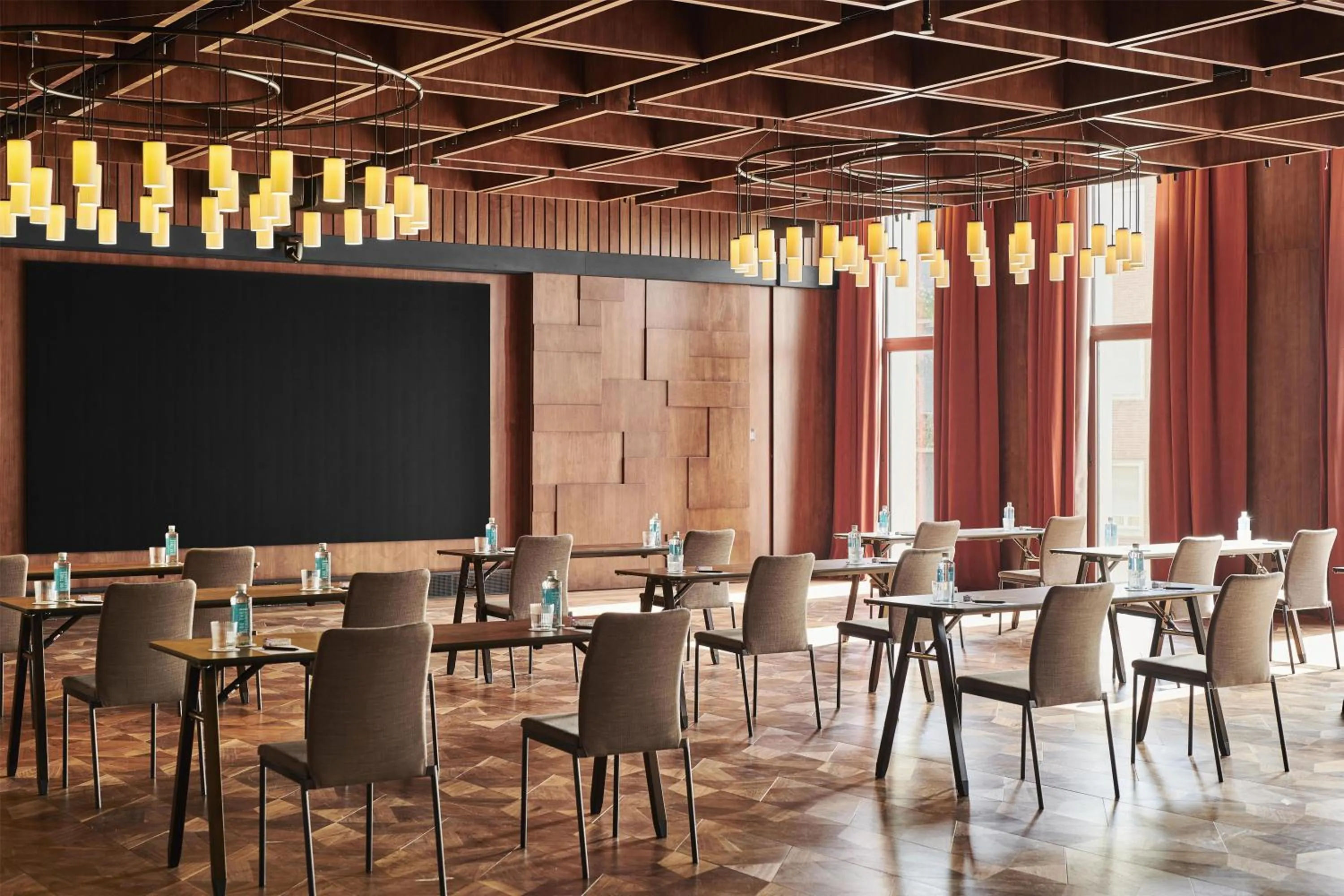 Meeting/conference room in Thompson Madrid, by Hyatt