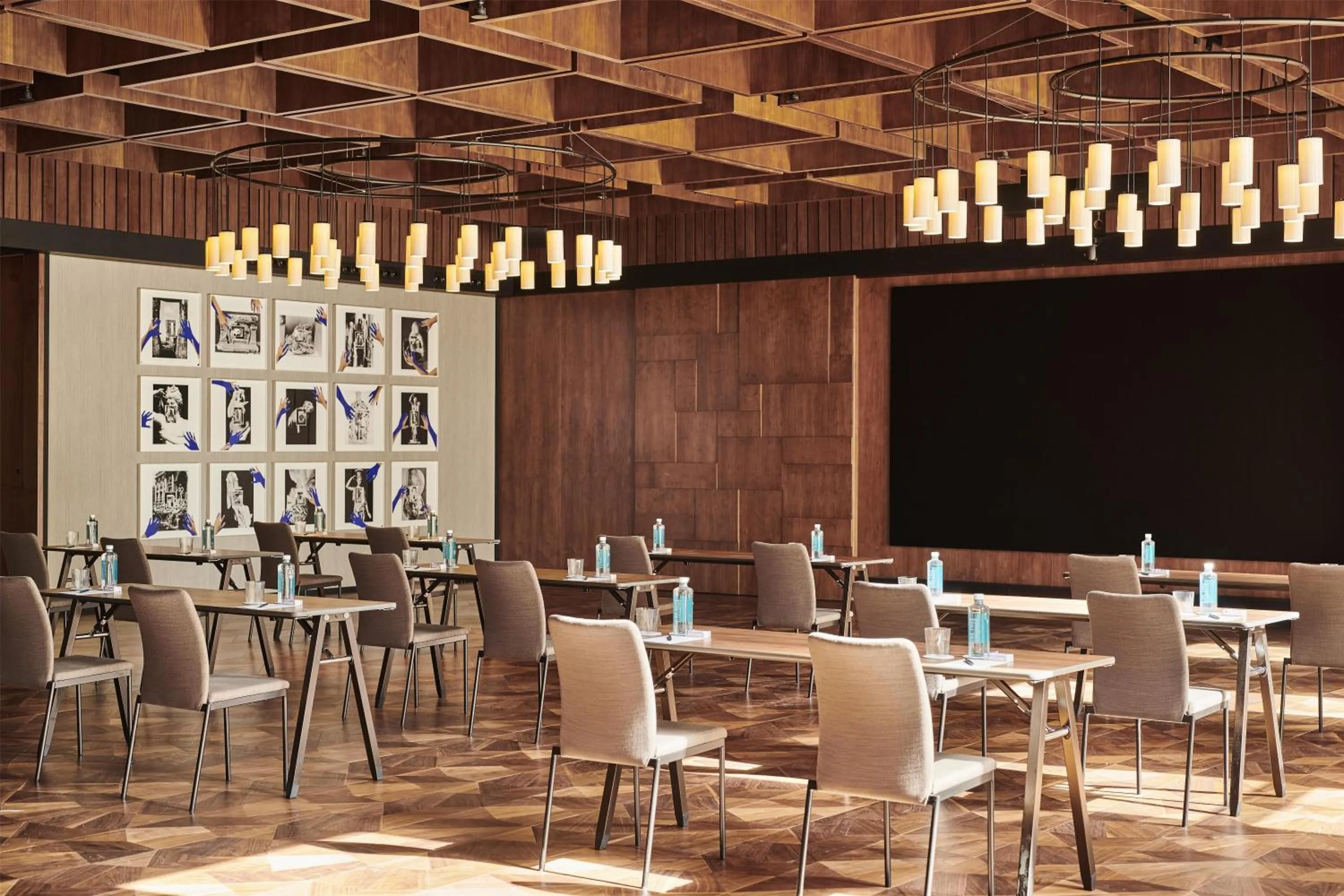 Meeting/conference room in Thompson Madrid, by Hyatt