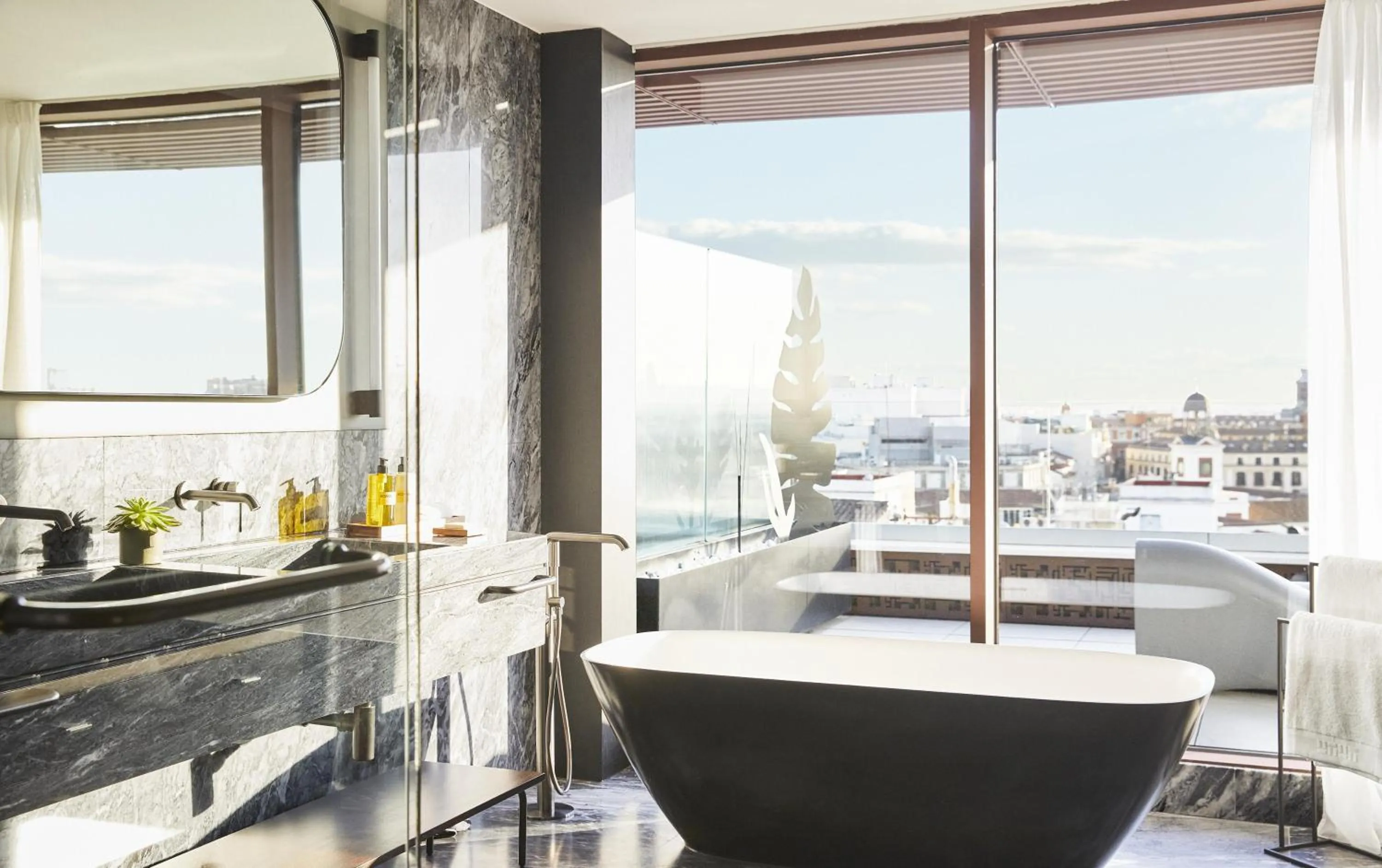 Bathroom in Thompson Madrid, by Hyatt