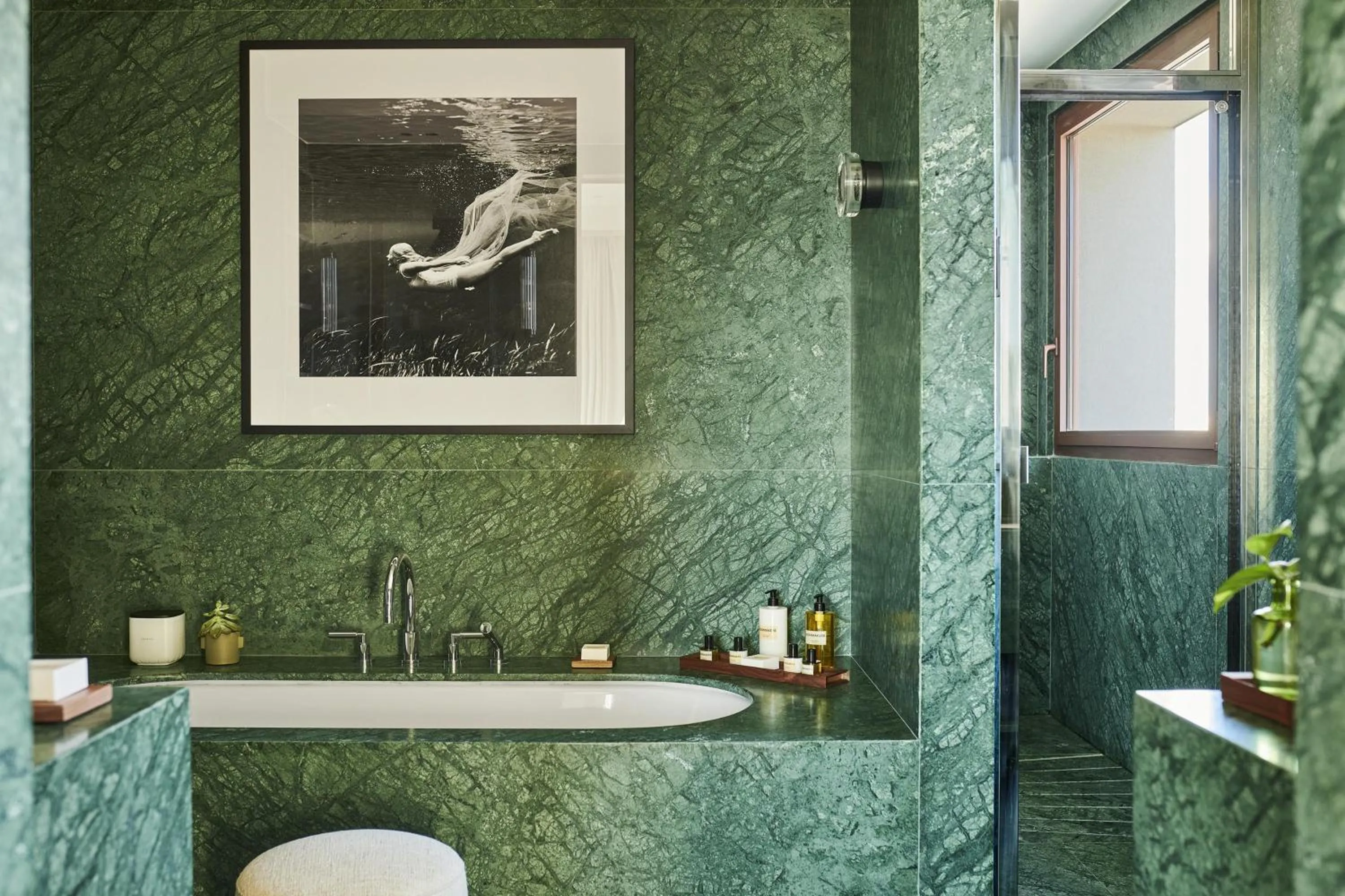 Bathroom in Thompson Madrid, by Hyatt