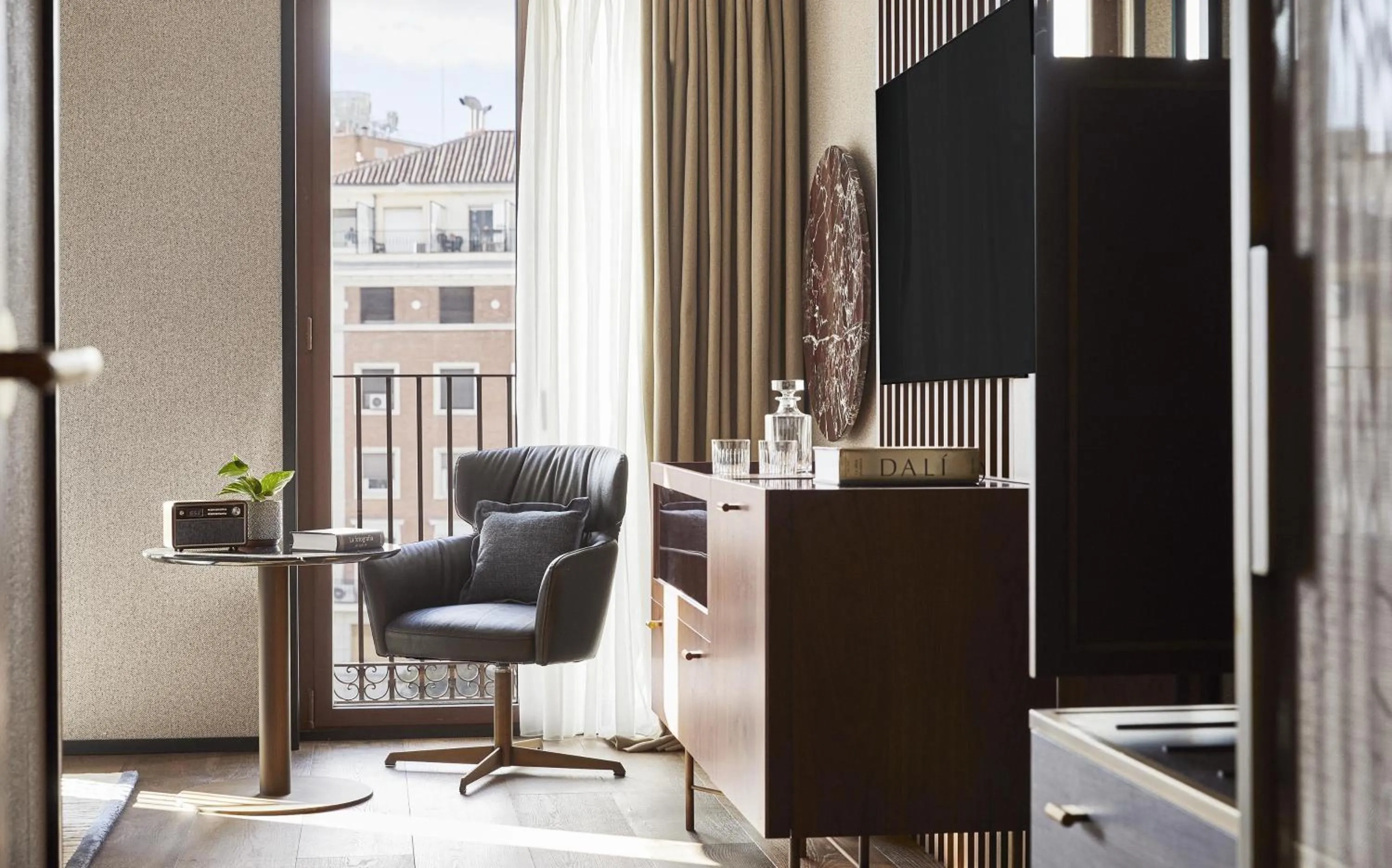 Bedroom in Thompson Madrid, by Hyatt