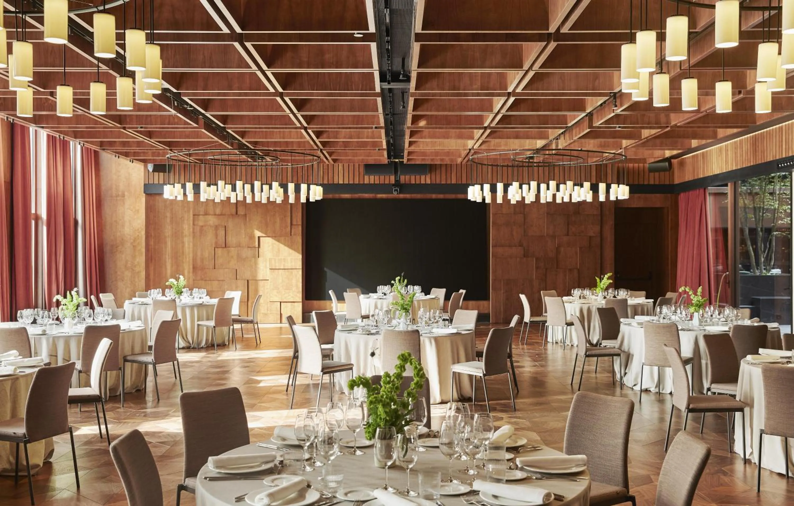 Meeting/conference room in Thompson Madrid, by Hyatt