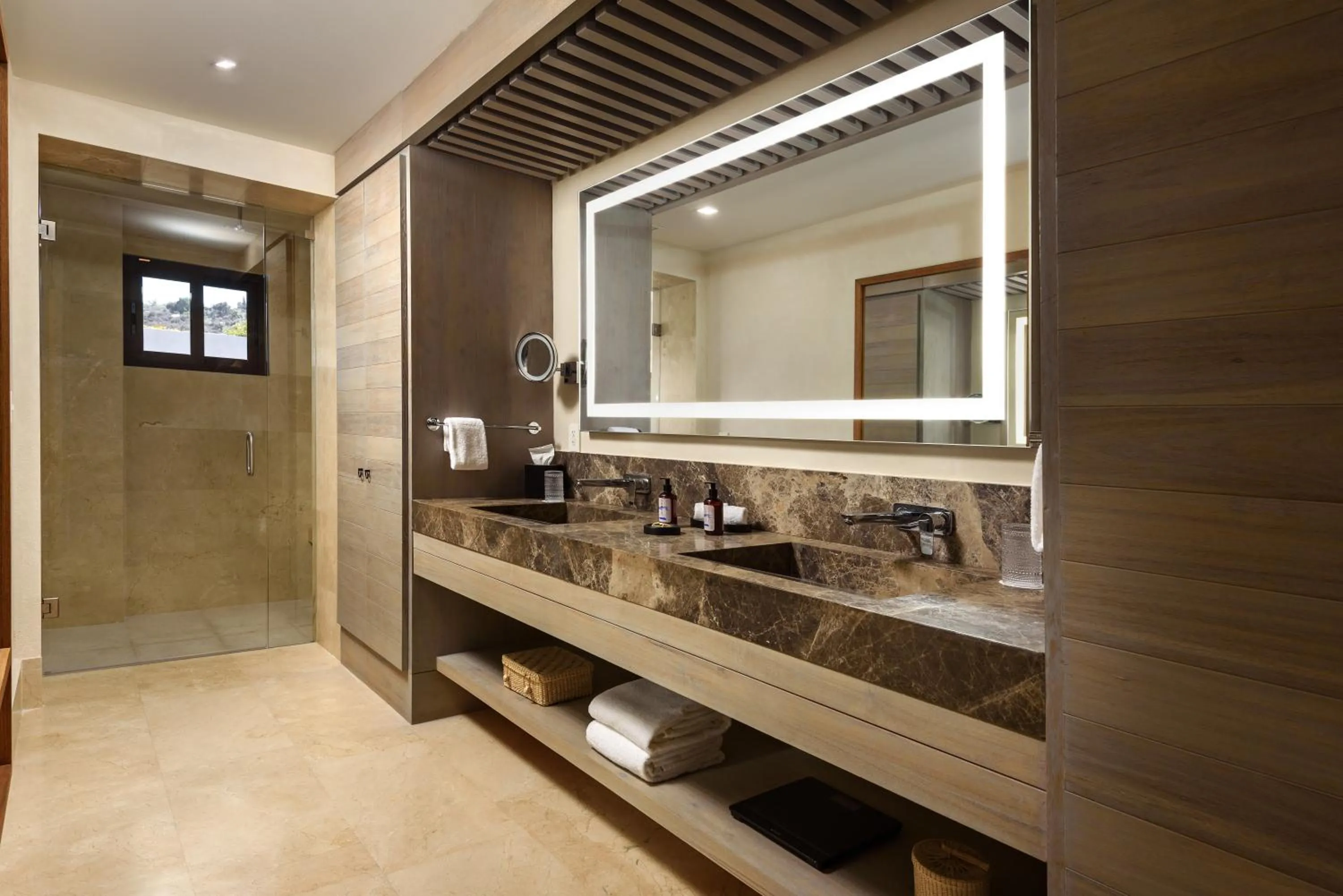 Bathroom in NUMU Boutique Hotel, The Unbound Collection by Hyatt
