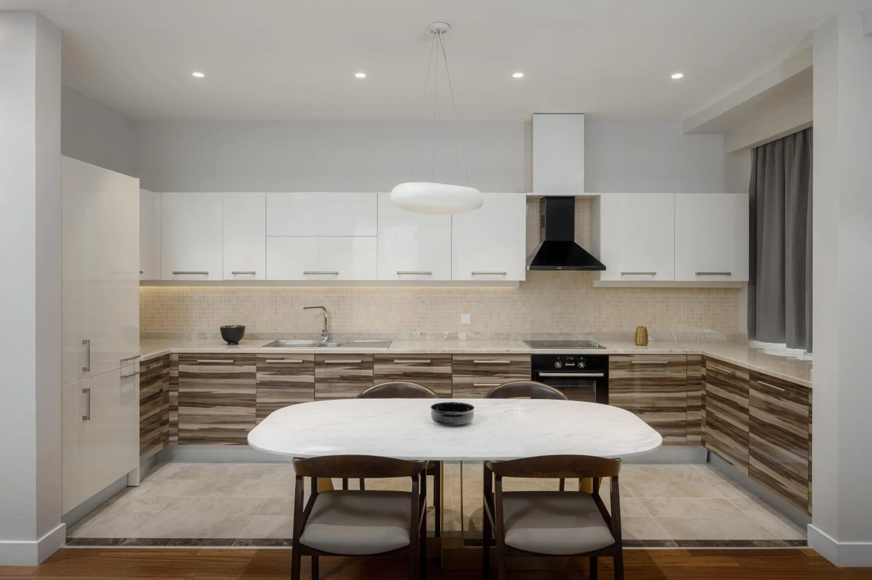 Kitchen or kitchenette in Radisson Hotel & Residences Erbil