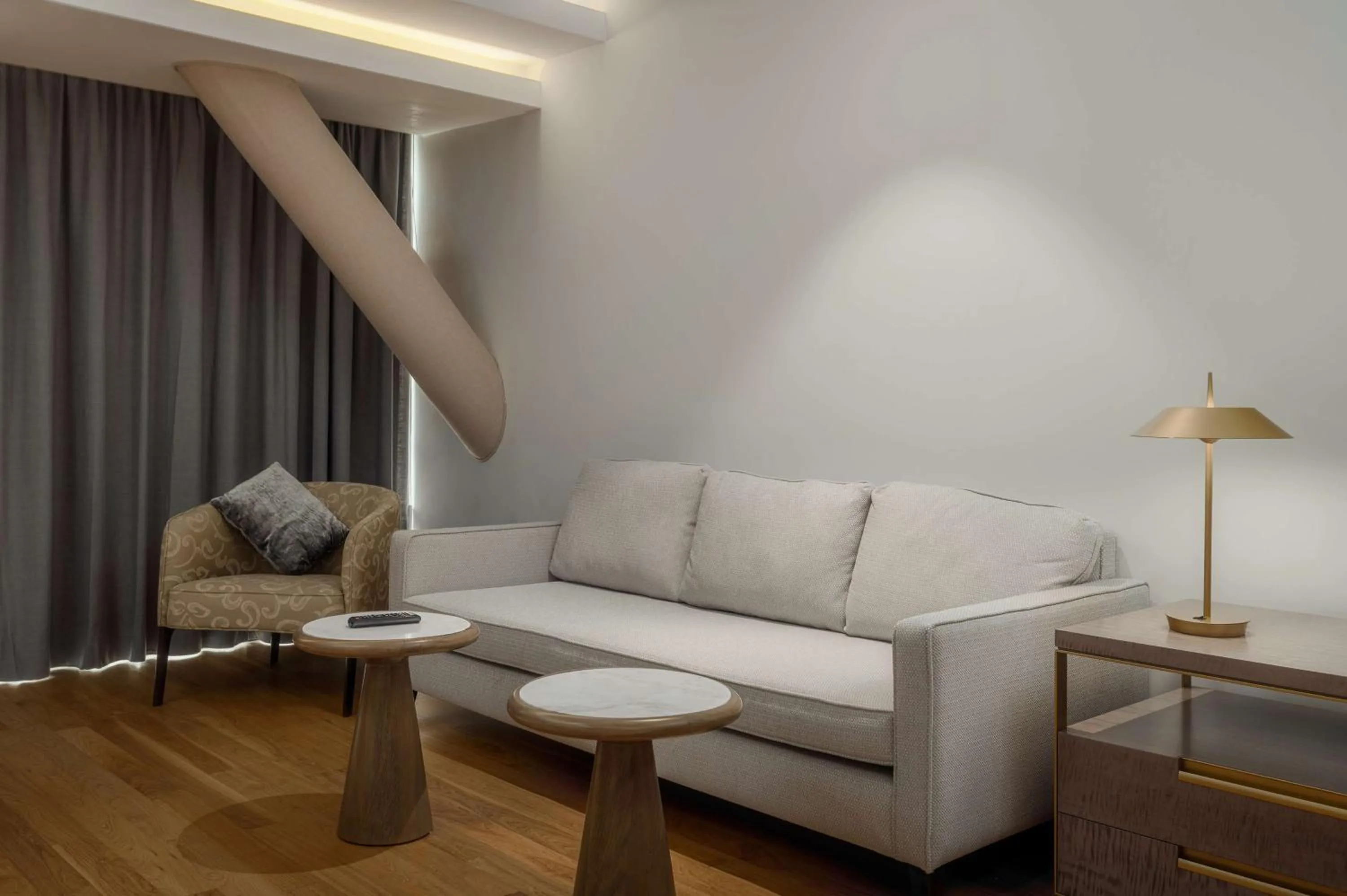 Photo of the whole room in Radisson Hotel & Residences Erbil