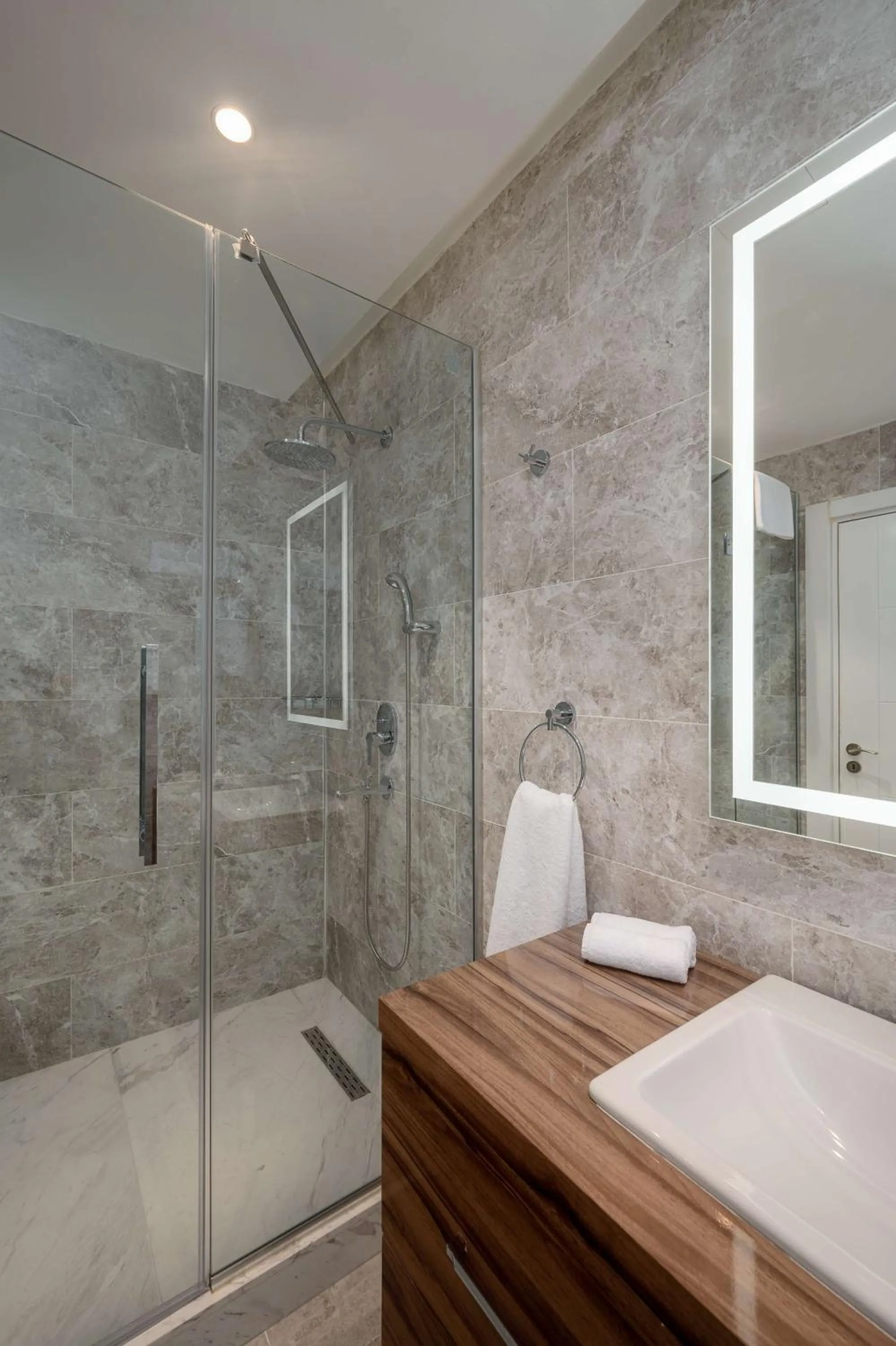 Bathroom in Radisson Hotel & Residences Erbil