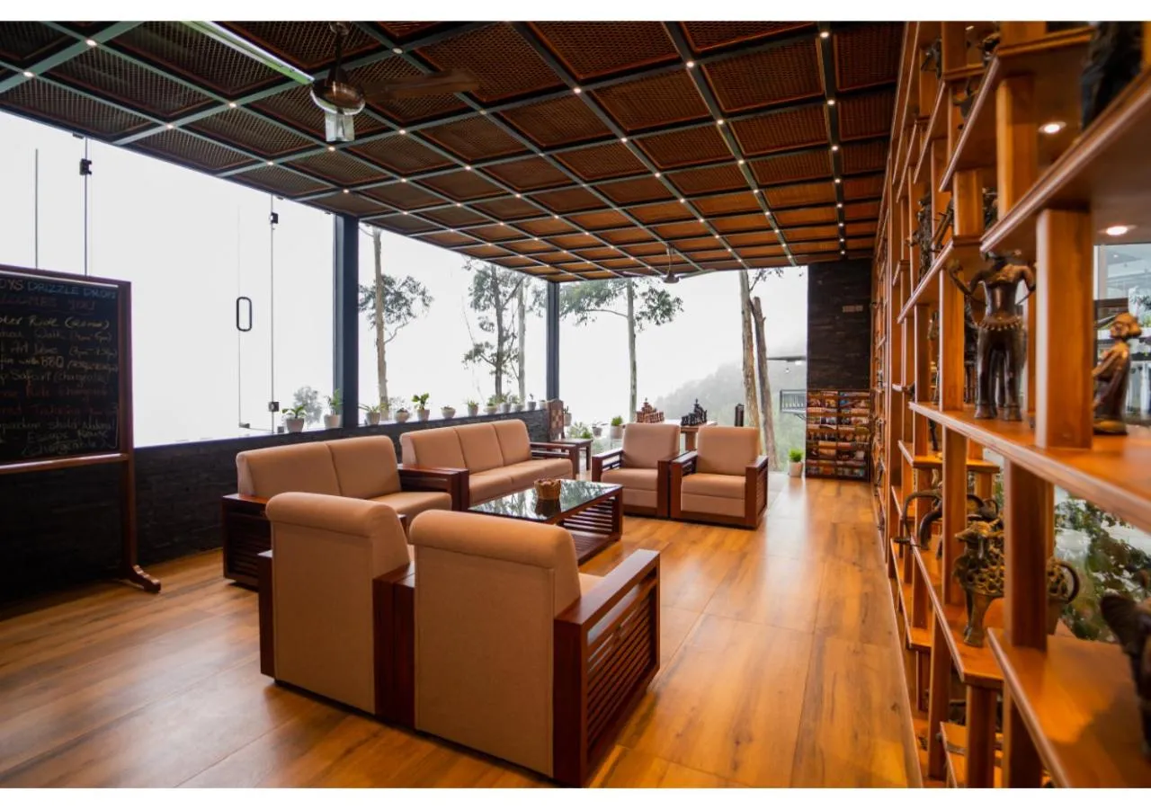 Lobby or reception in Chandys Drizzle Drops - Munnar Top Station