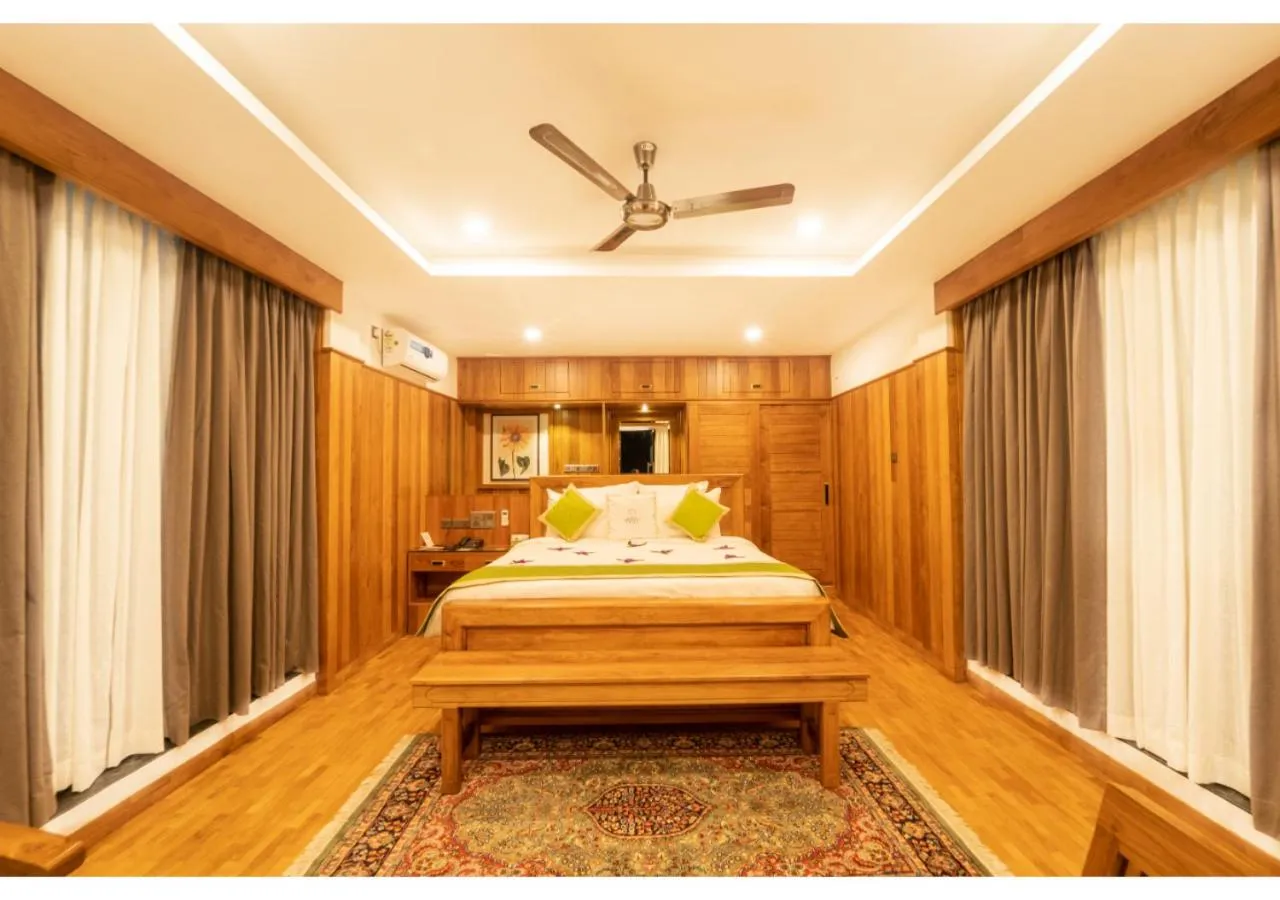 Bed in Chandys Drizzle Drops - Munnar Top Station