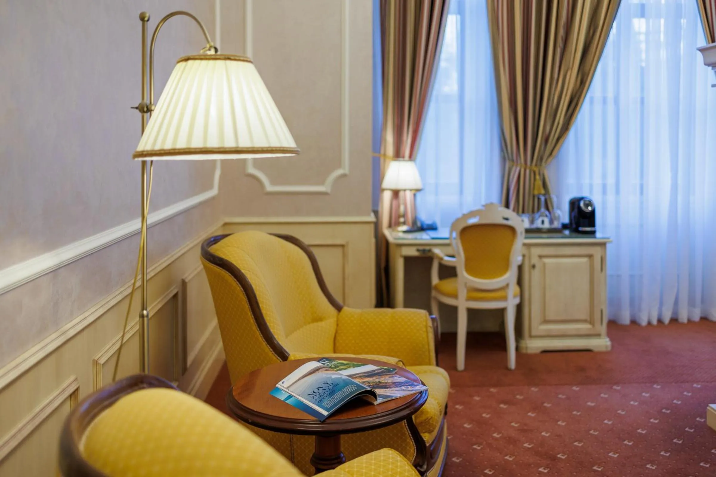 Seating area in Hotel Château Cihelny