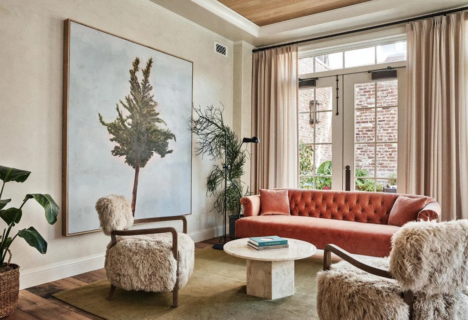 Lobby or reception in The Pinch Charleston