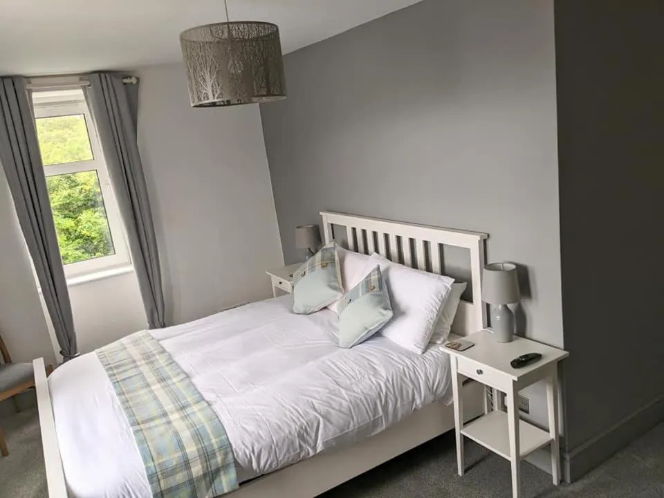 Bed in Lochaline Hotel