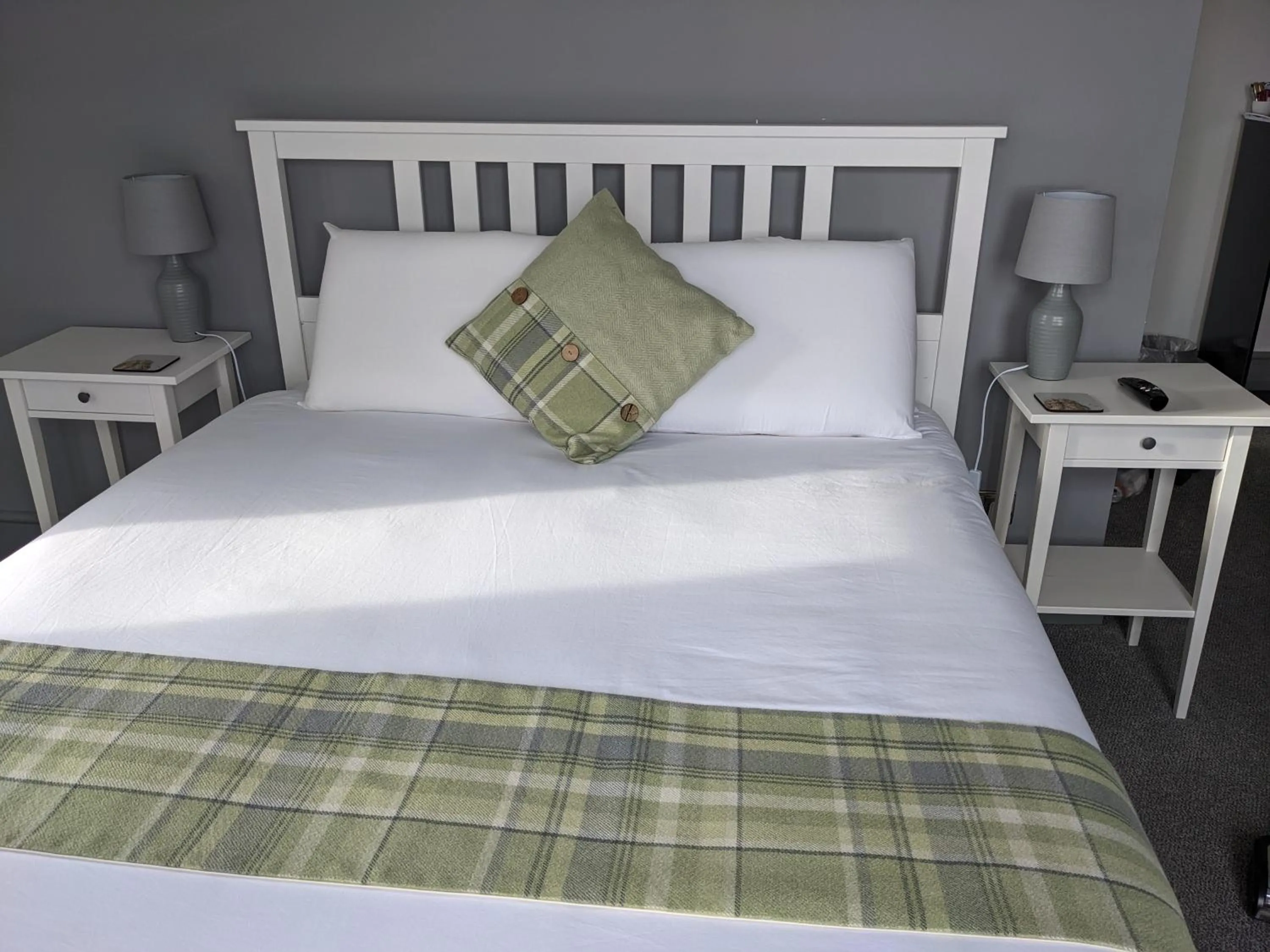 Bed in Lochaline Hotel