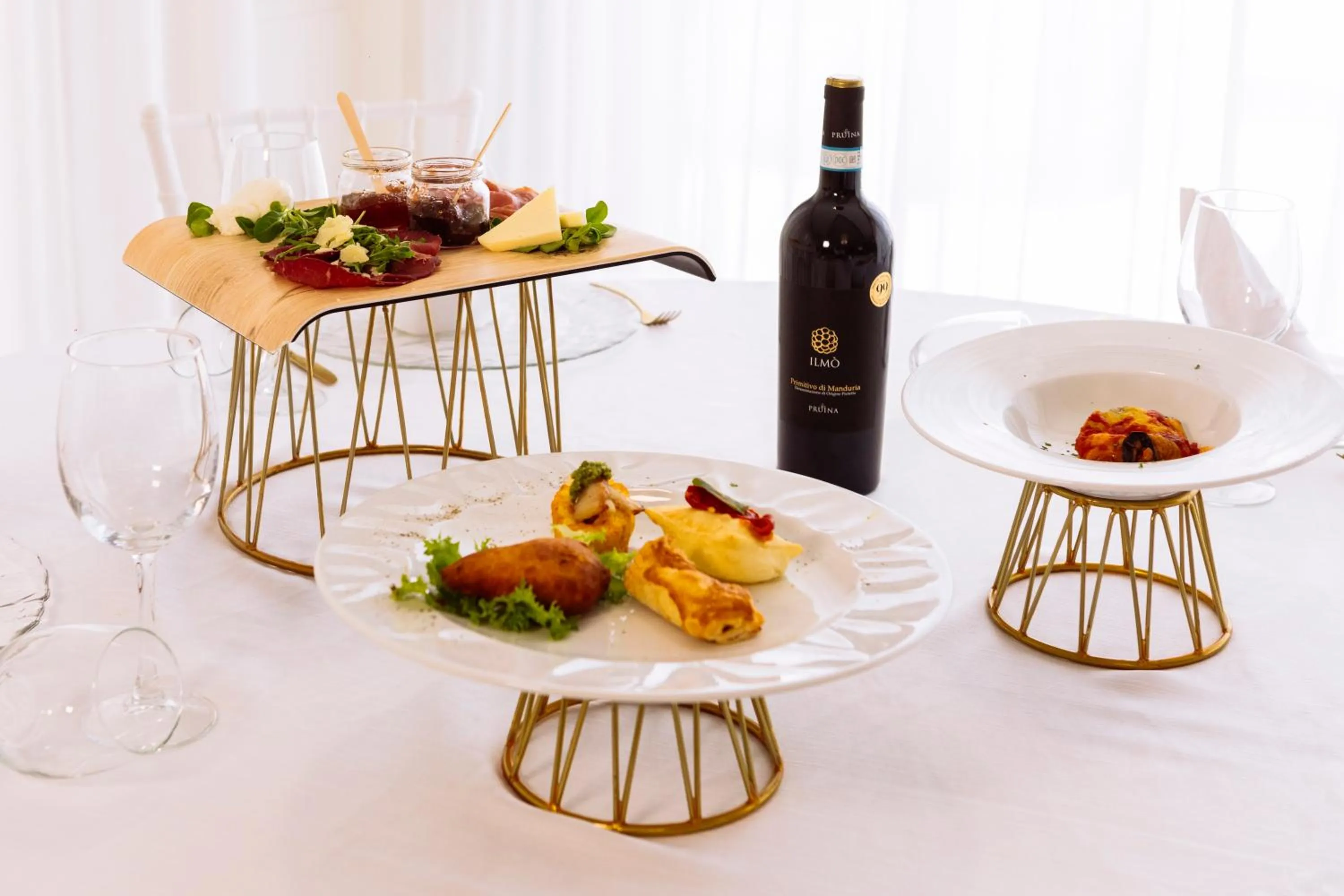 Hotel Leon - Ristorante Al Cavallino Rosso