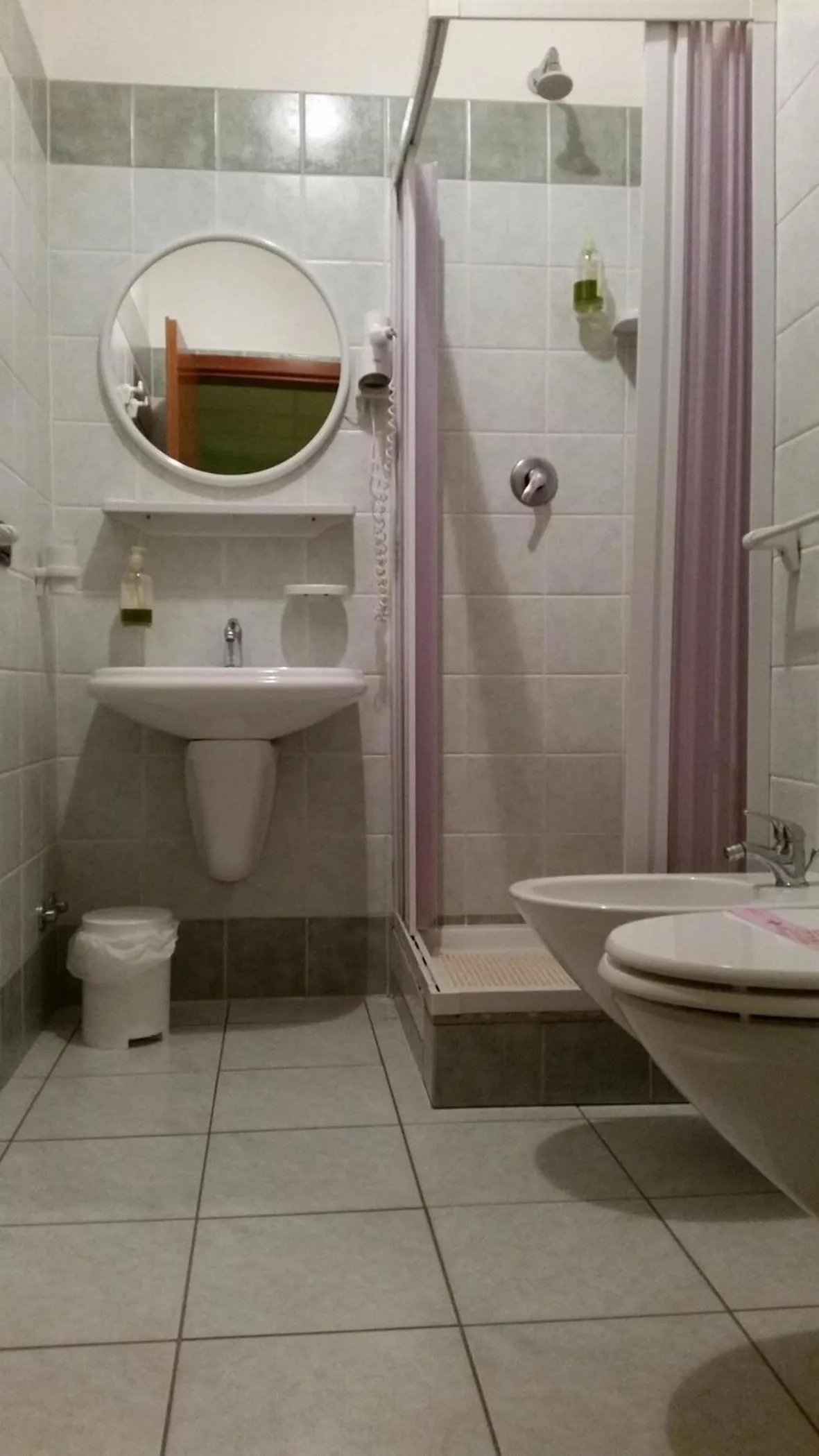 Shower in Hotel Leon - Ristorante Al Cavallino Rosso