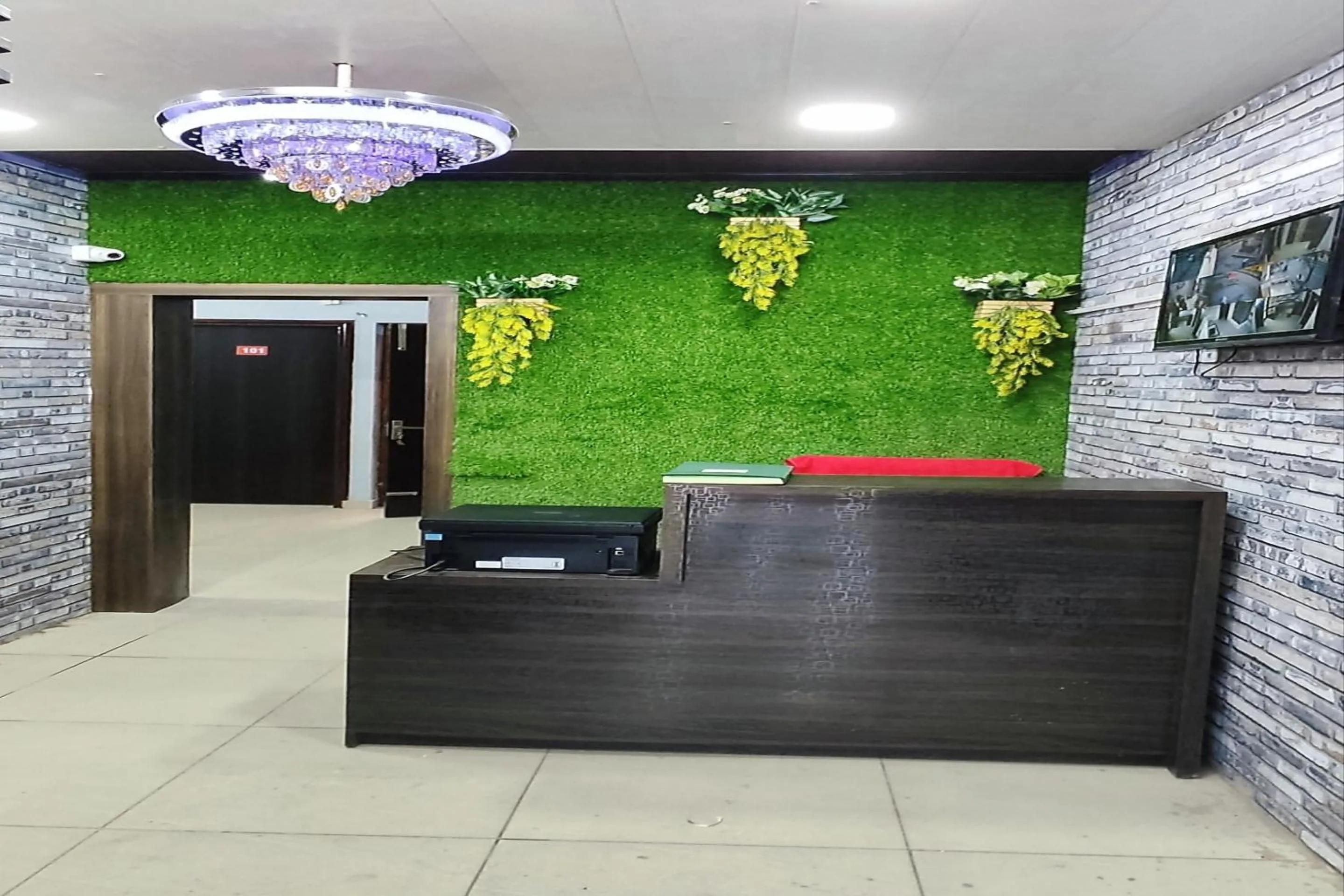 Lobby or reception in Hotel O Galaxy Stays
