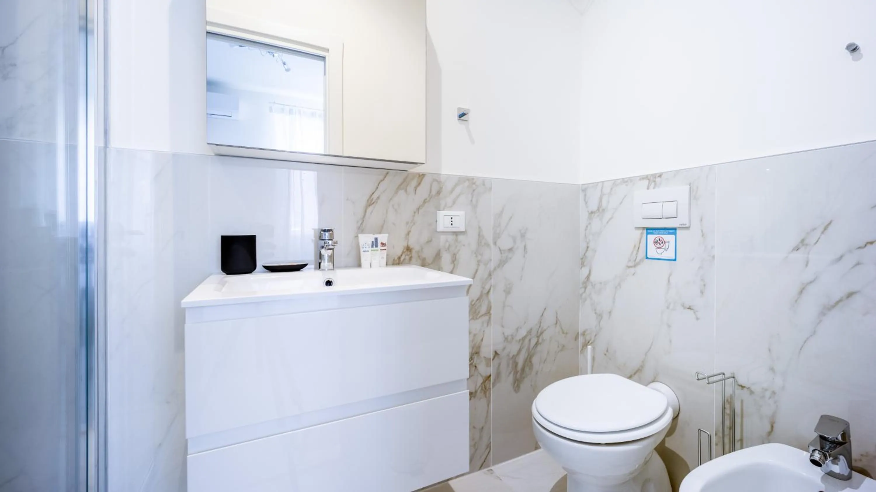 Italianway - The B Village Business