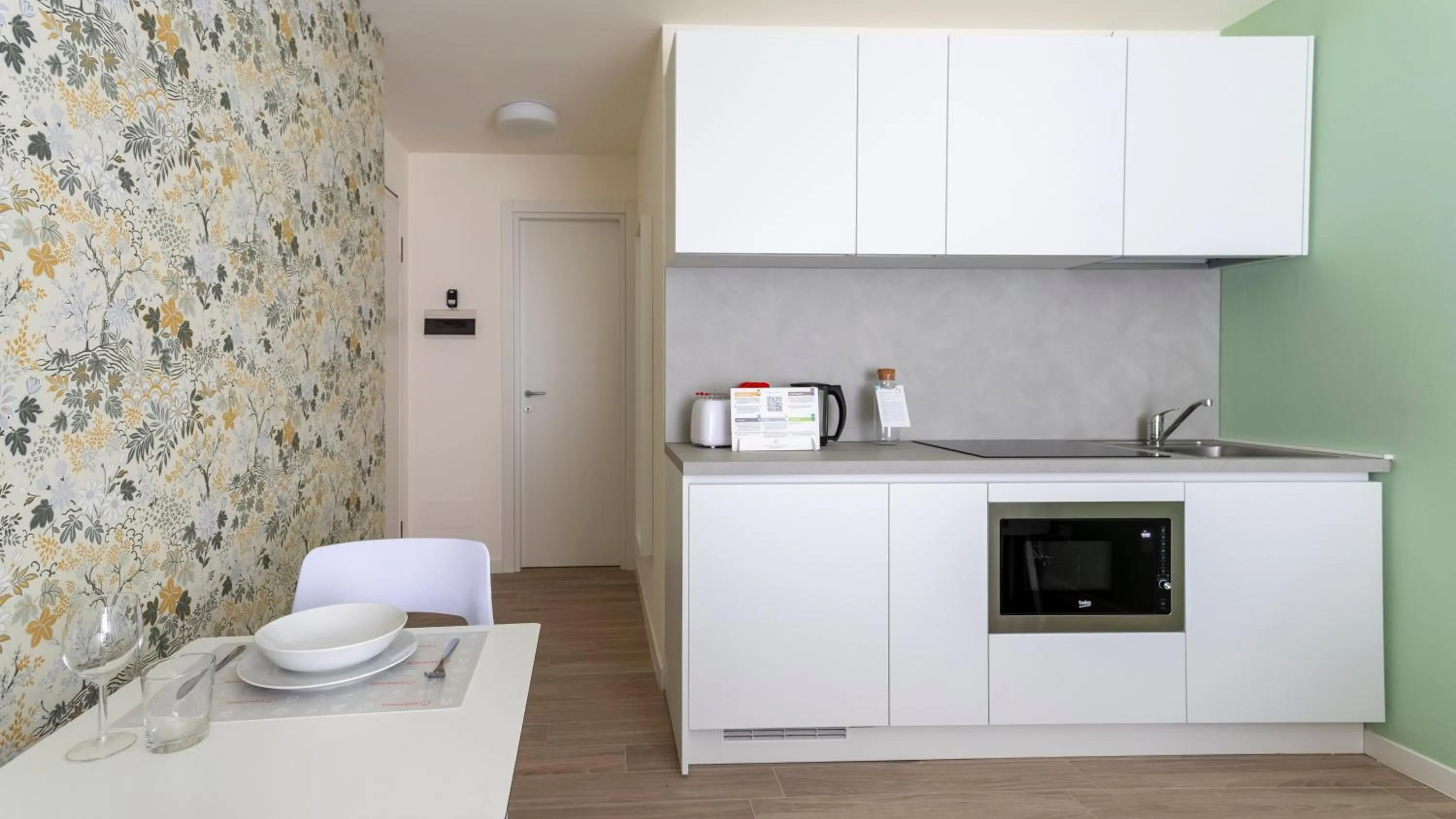 Kitchen or kitchenette in Italianway - The B Village Business