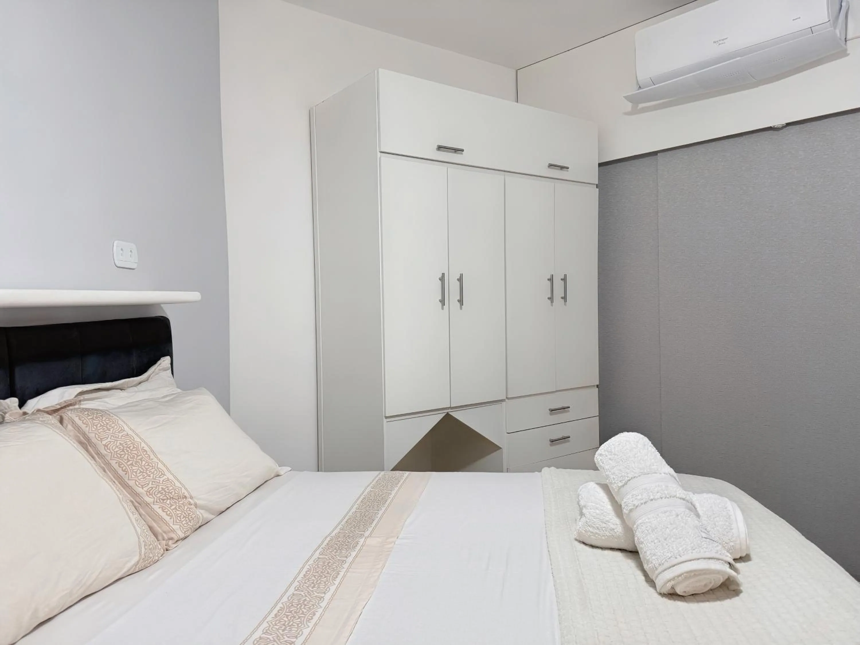 Bedroom, Bed in Rental Home Barra Palace Vista para o mar