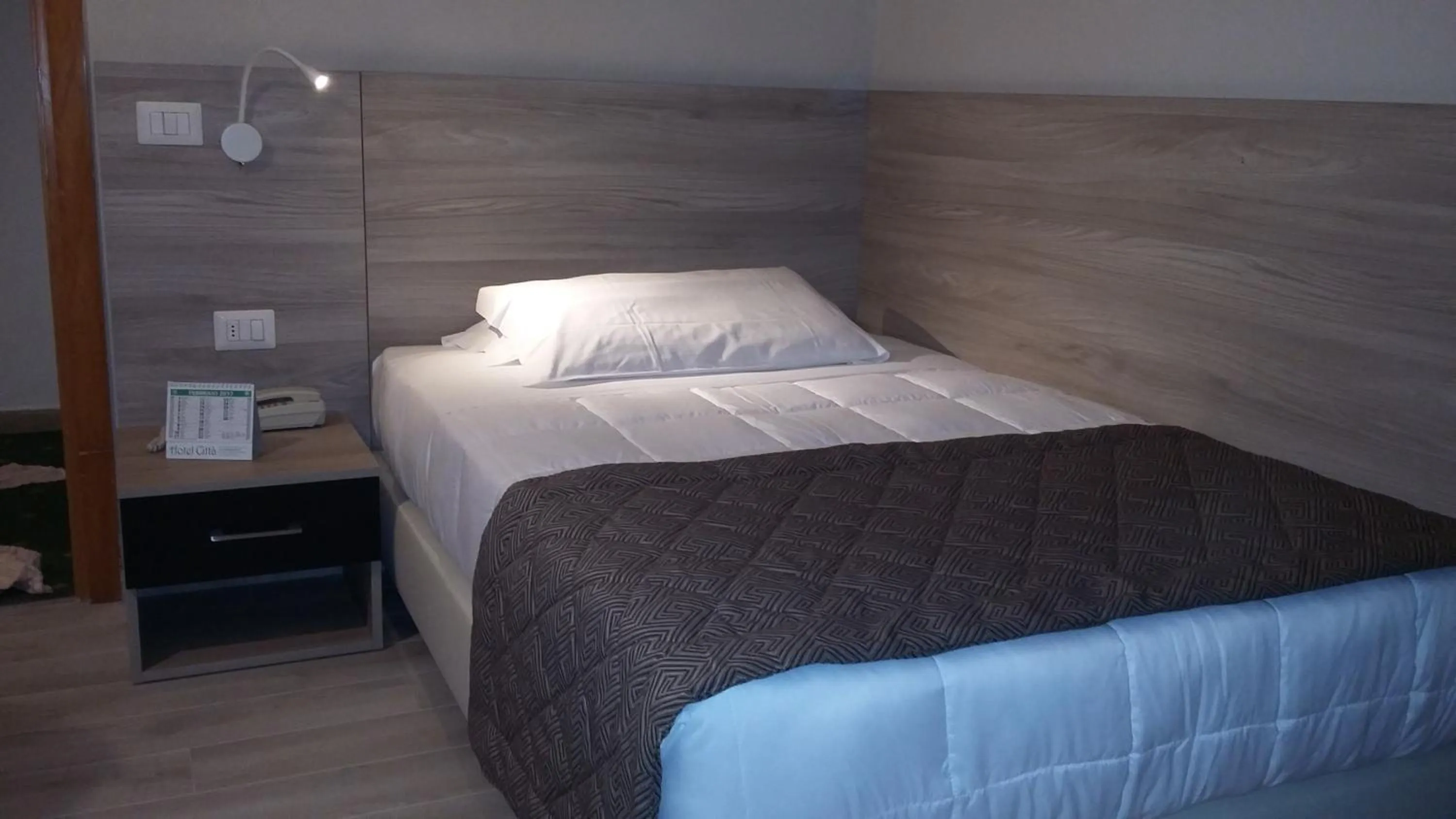 Photo of the whole room, Bed in Hotel Citta'