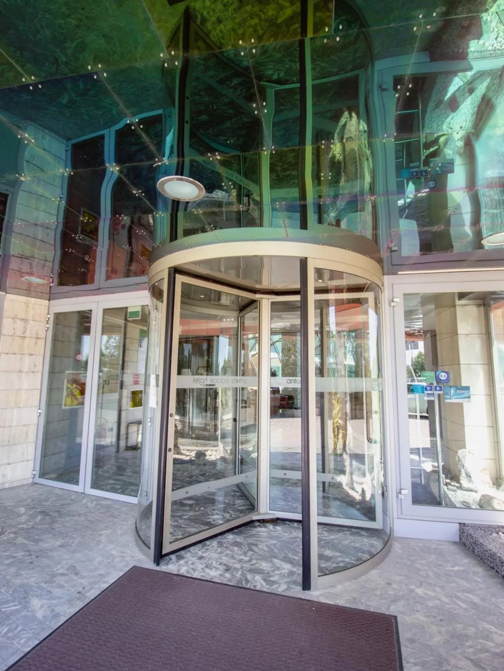 Facade/entrance in Antony Palace Hotel - Venice Airport