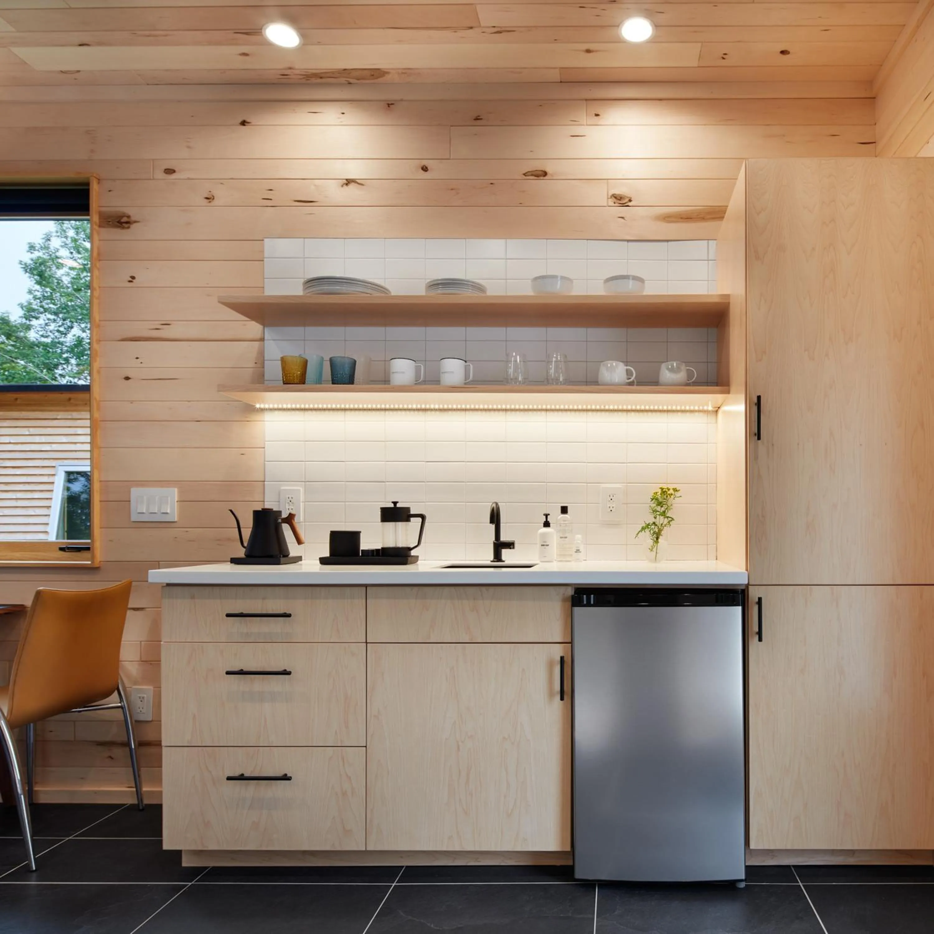 Kitchen or kitchenette in Wild Rice Retreat