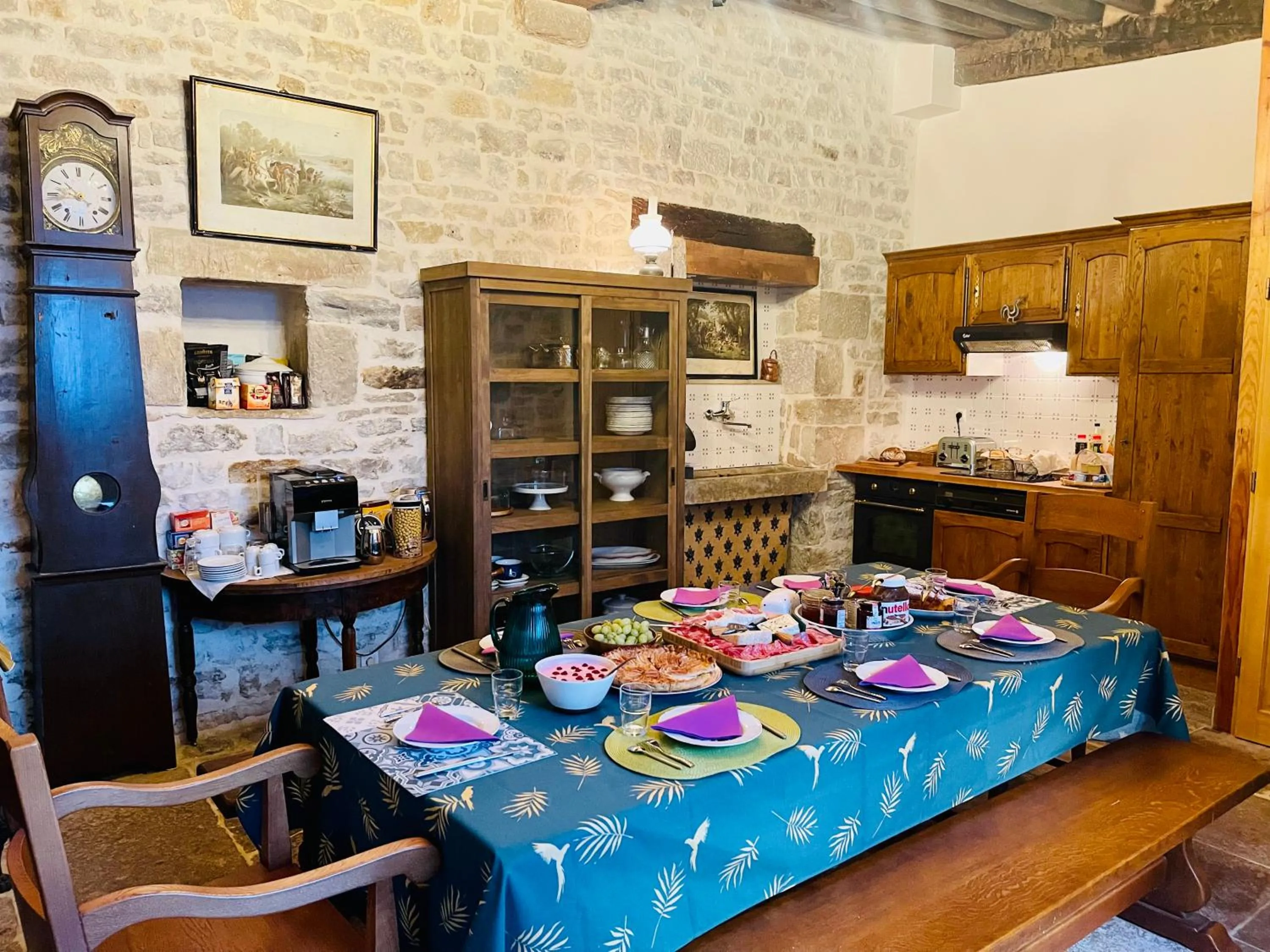 Dining area in Manoir Saint-Pierre