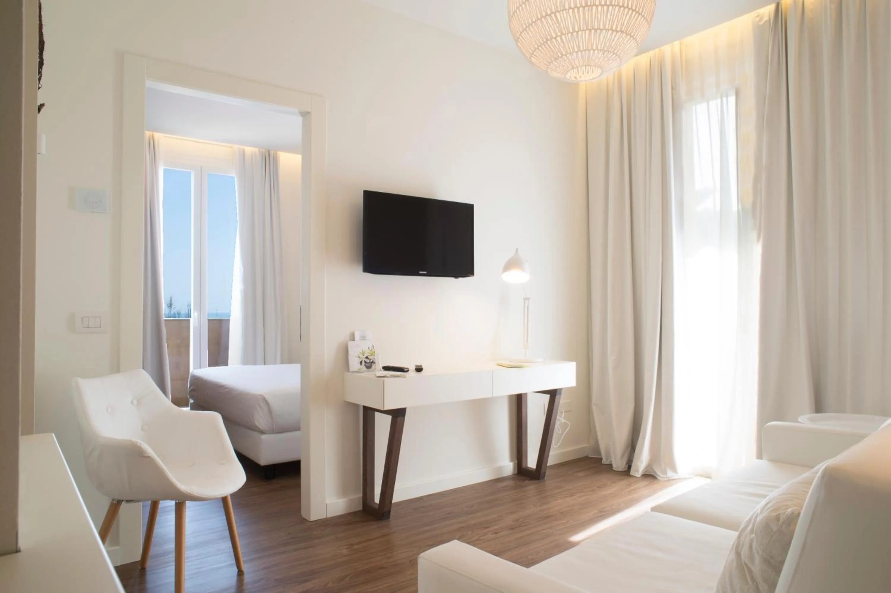 Shower in Hotel Select Suites & Spa - Apartments