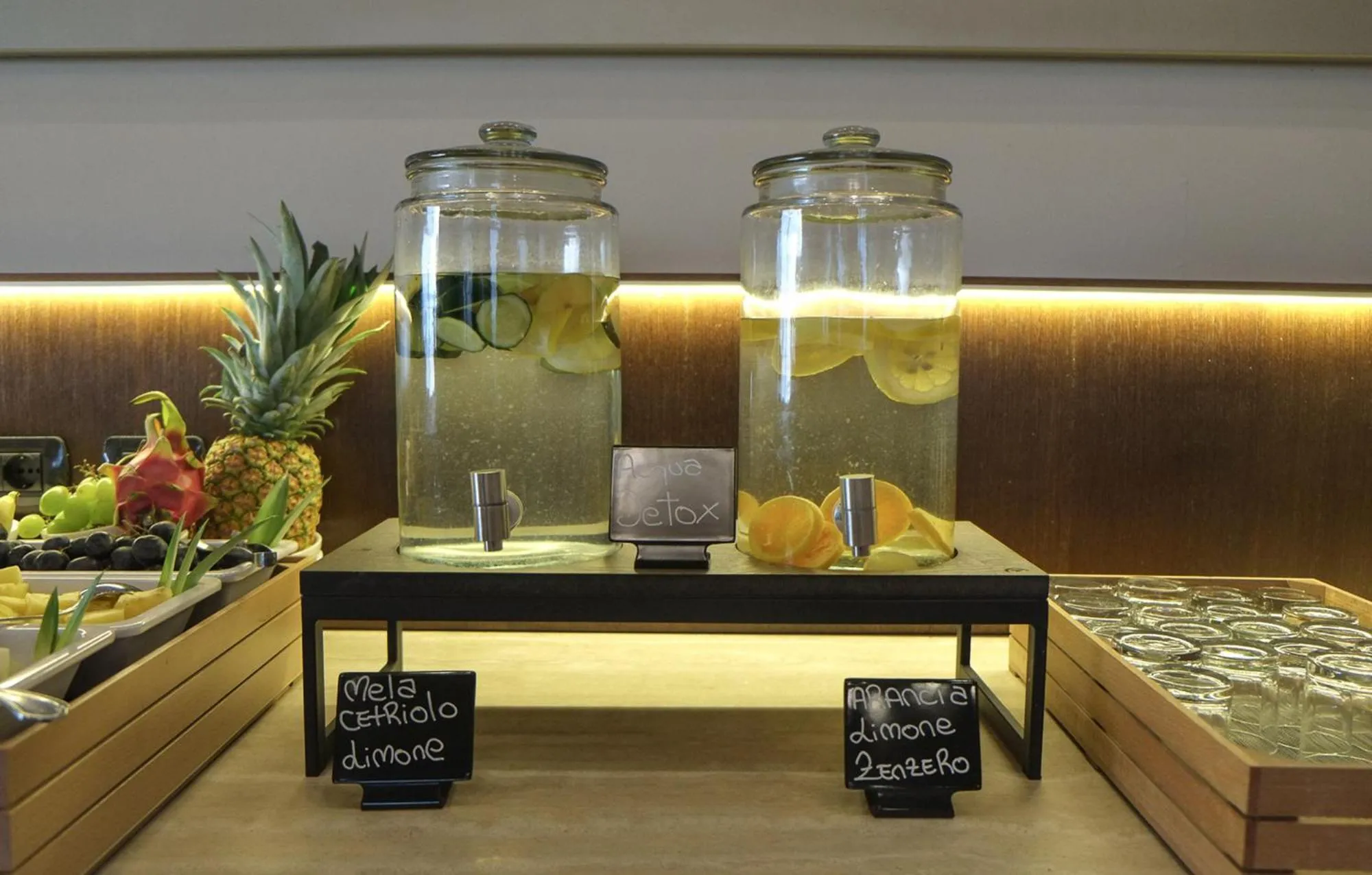 Buffet breakfast in Hotel Select Suites & Spa - Apartments