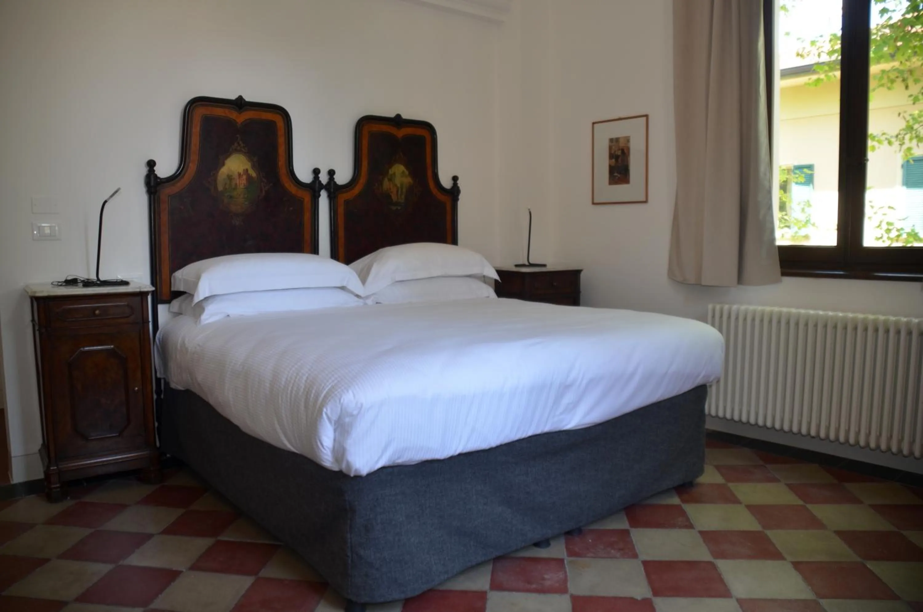 Bed in Hotel Select Suites & Spa - Apartments