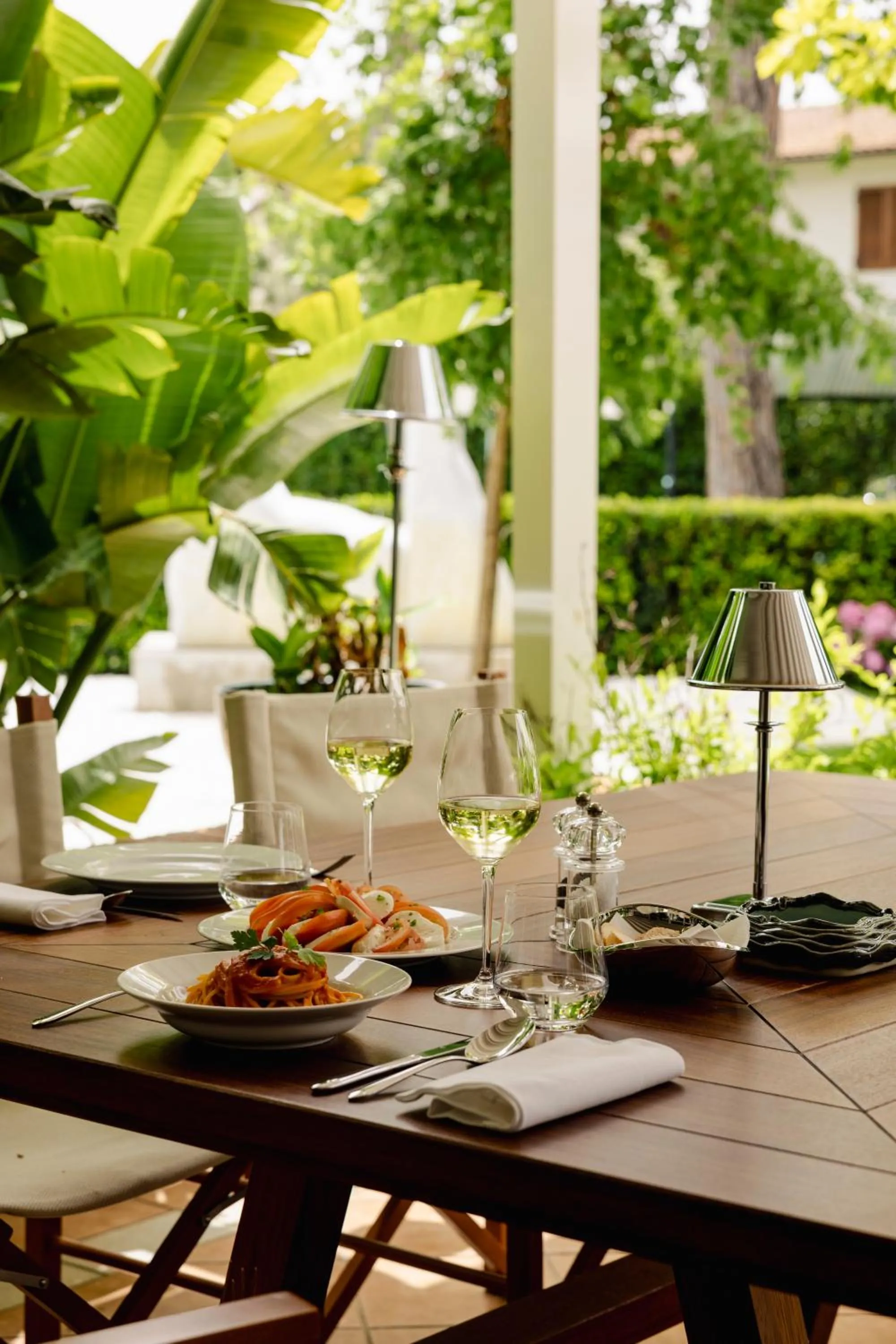 Restaurant/places to eat in La Serena Hotel FDM