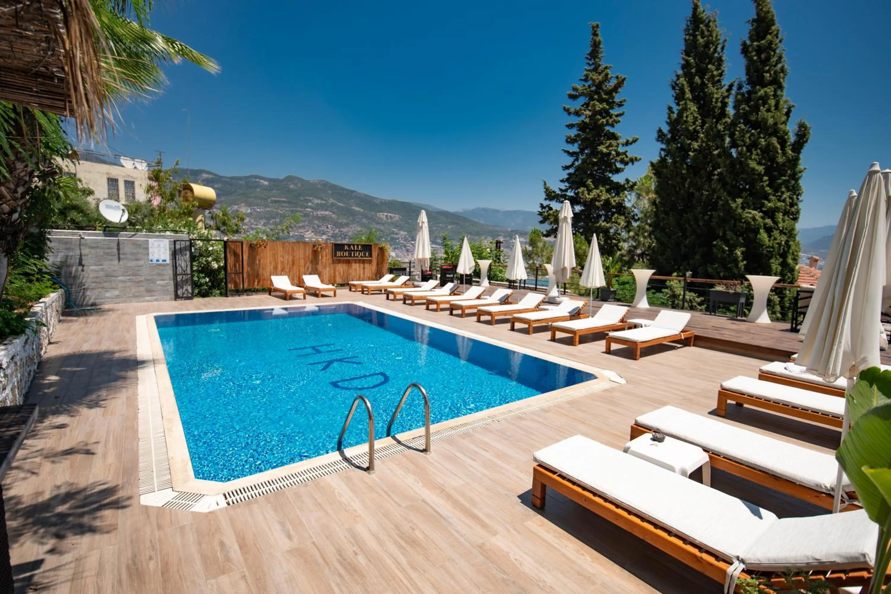 Swimming pool in Castle Boutique Hotel Alanya