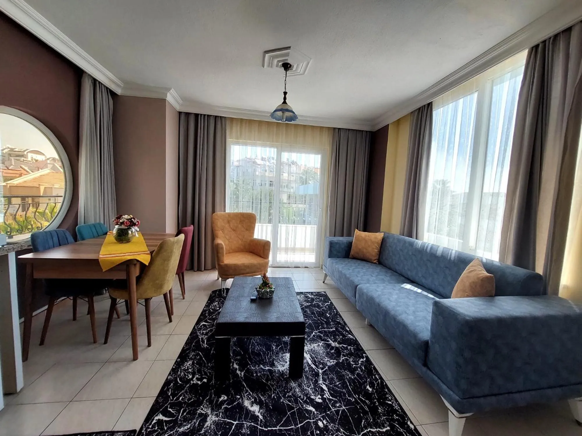 Living room in Summer rose hotel