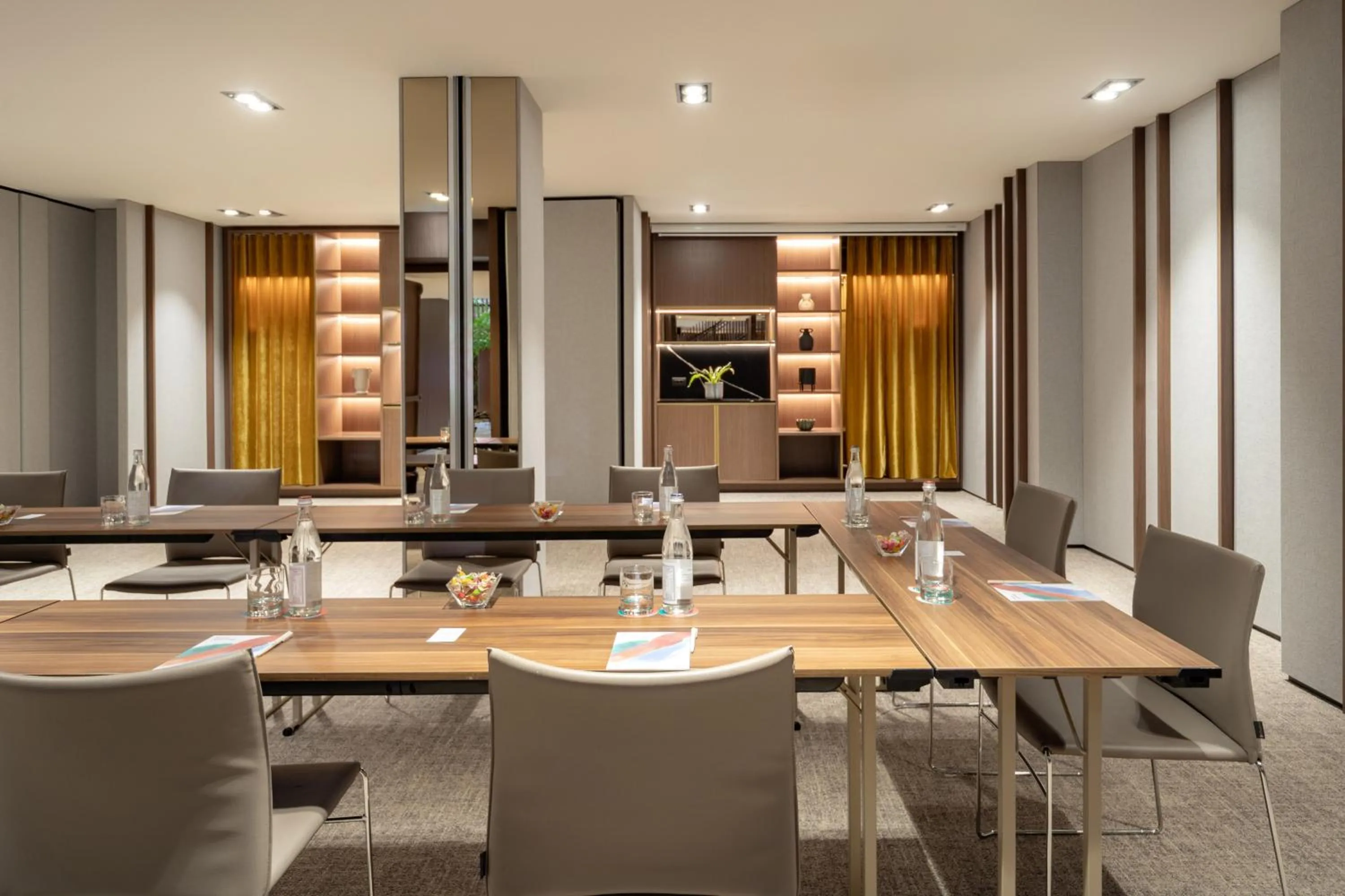 Meeting/conference room in Meliá Milano