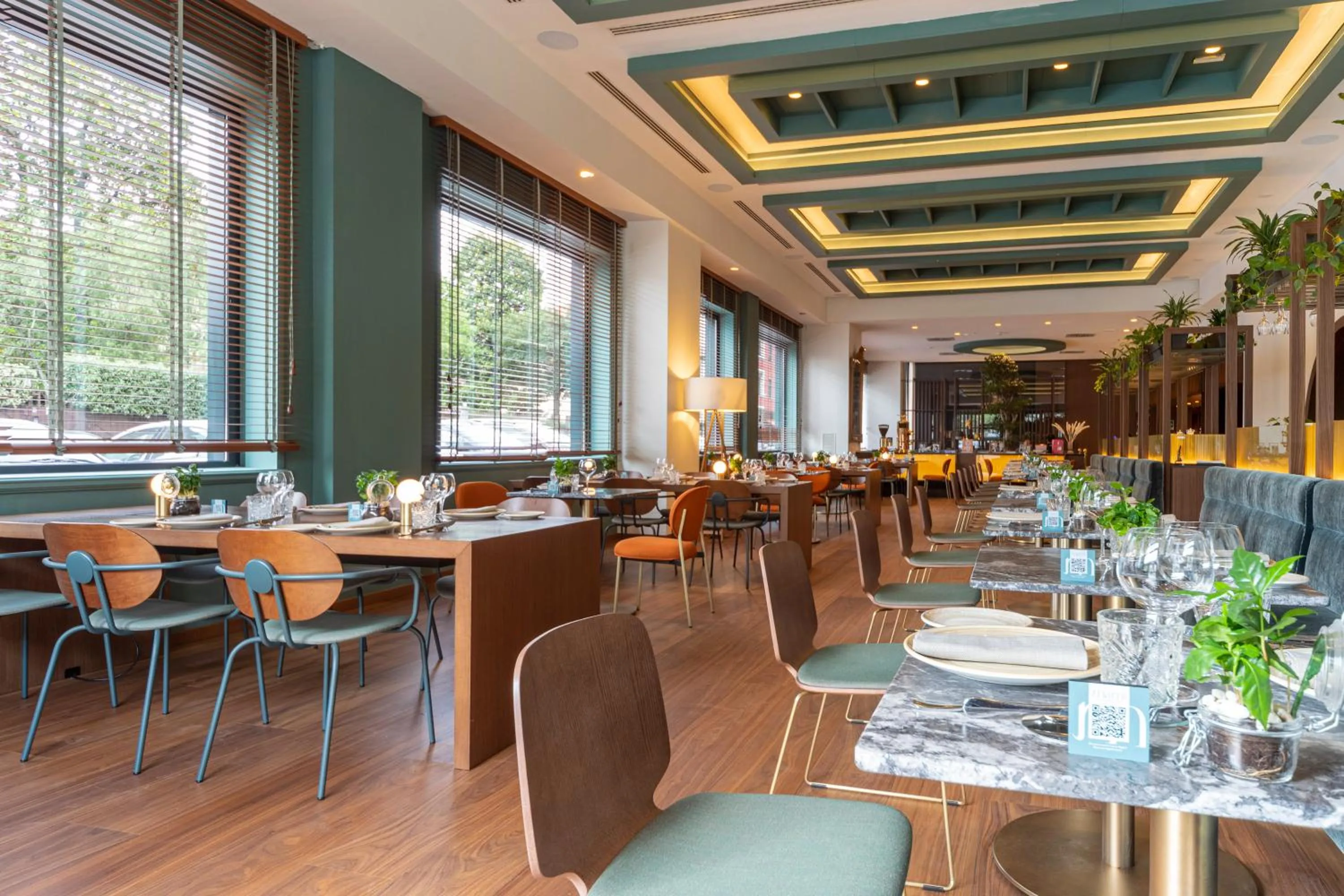 Restaurant/places to eat in Meliá Milano