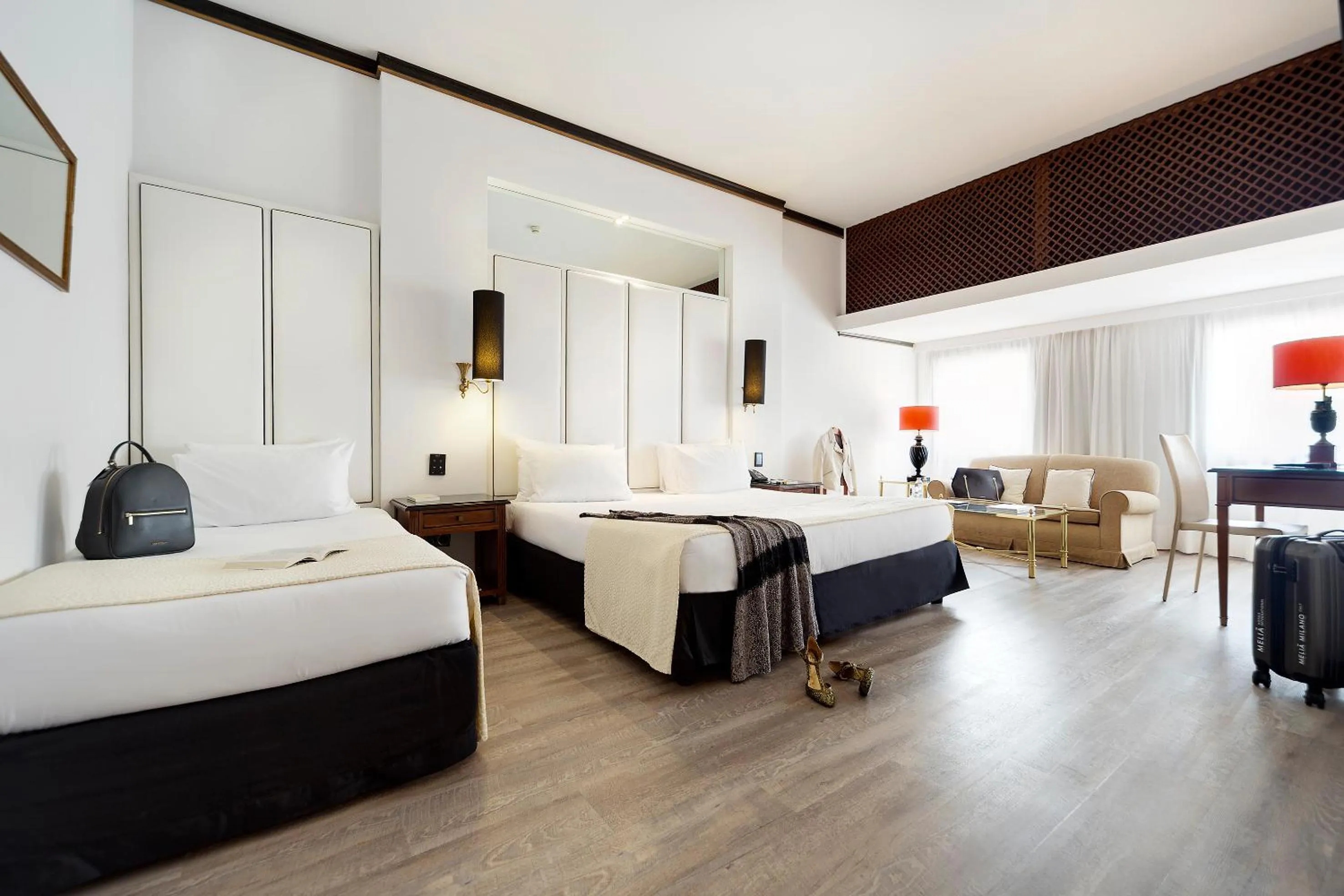 Photo of the whole room, Bed in Meliá Milano