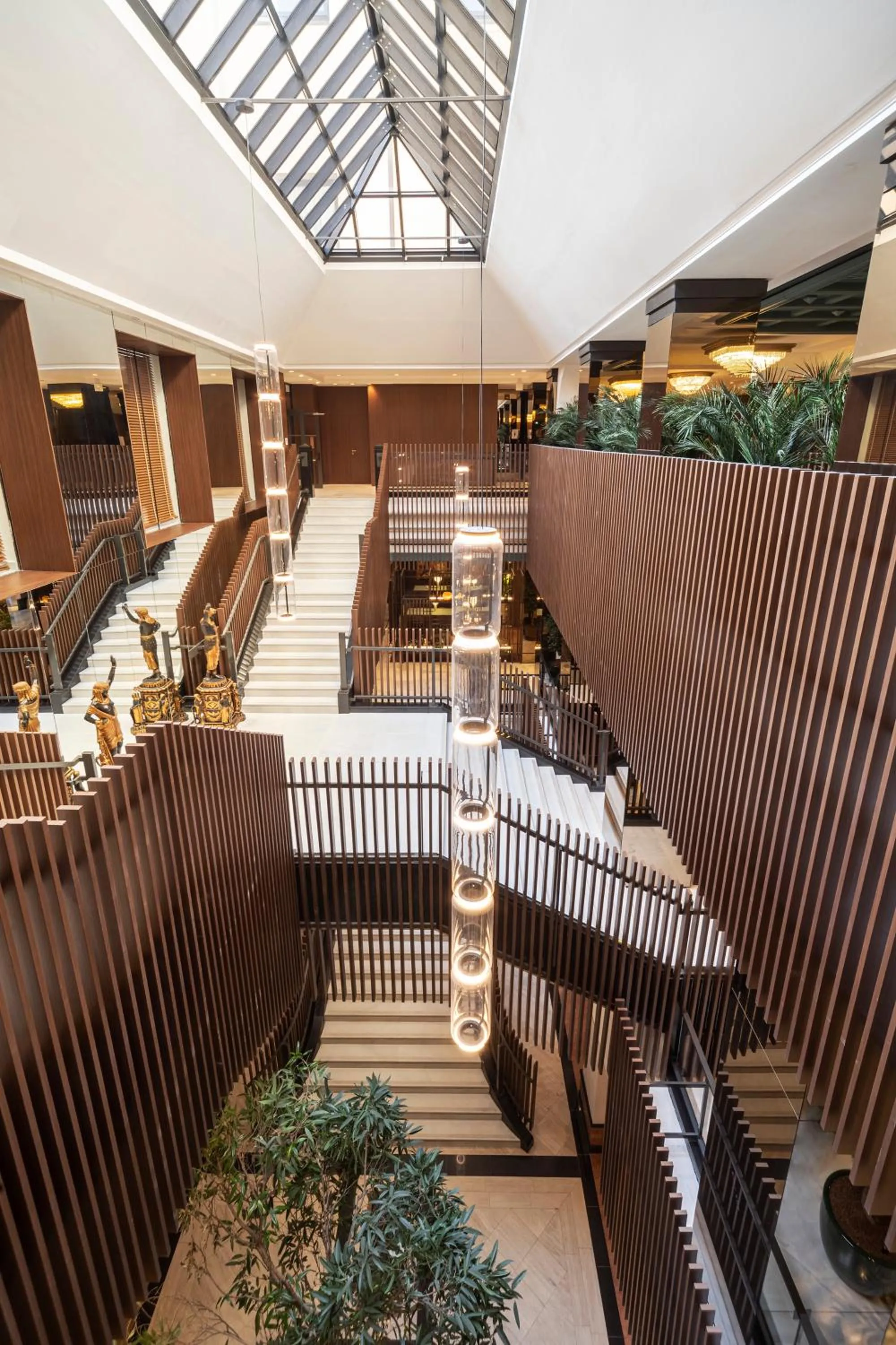Lobby or reception in Meliá Milano