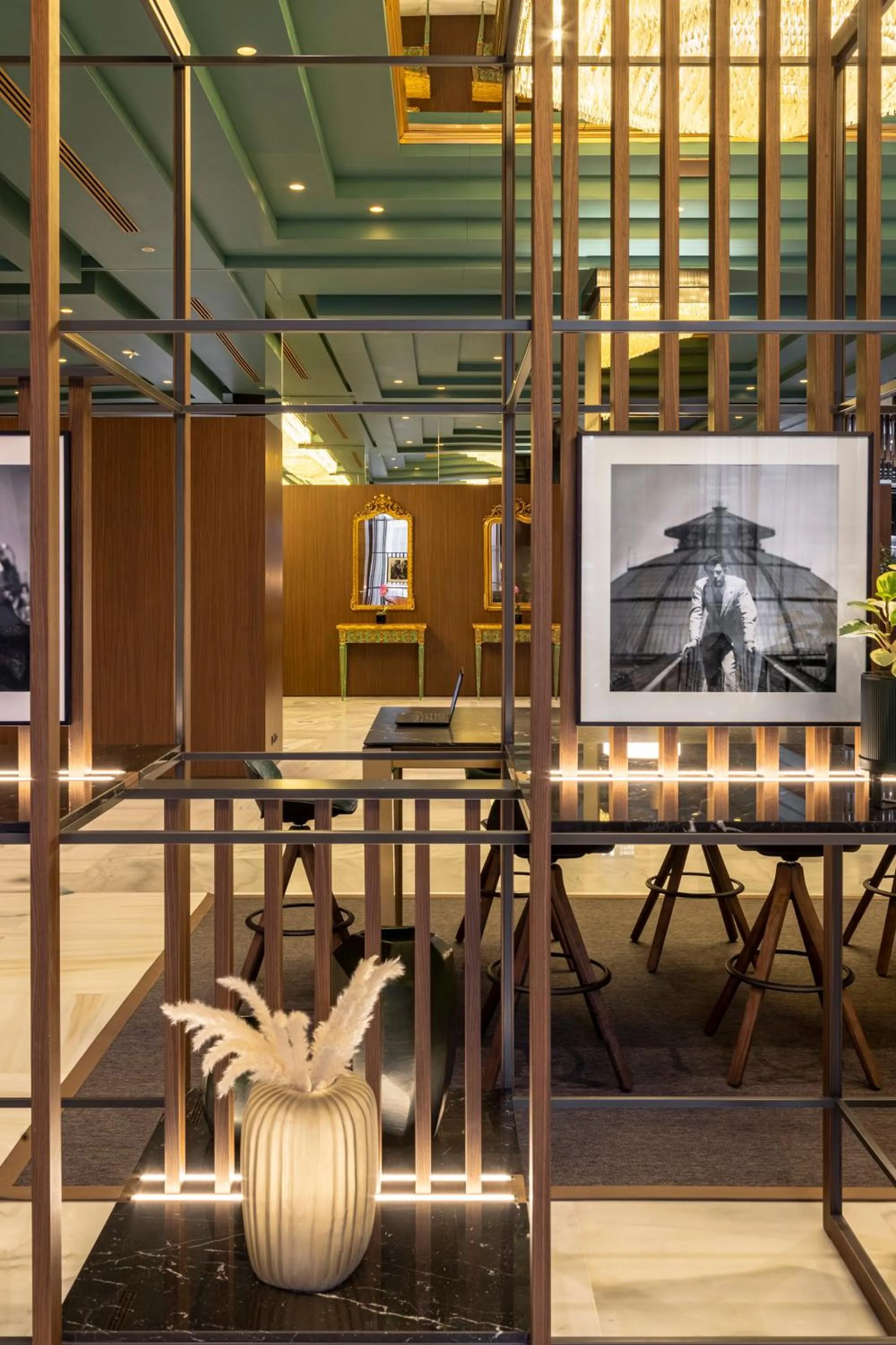 Lobby or reception in Meliá Milano