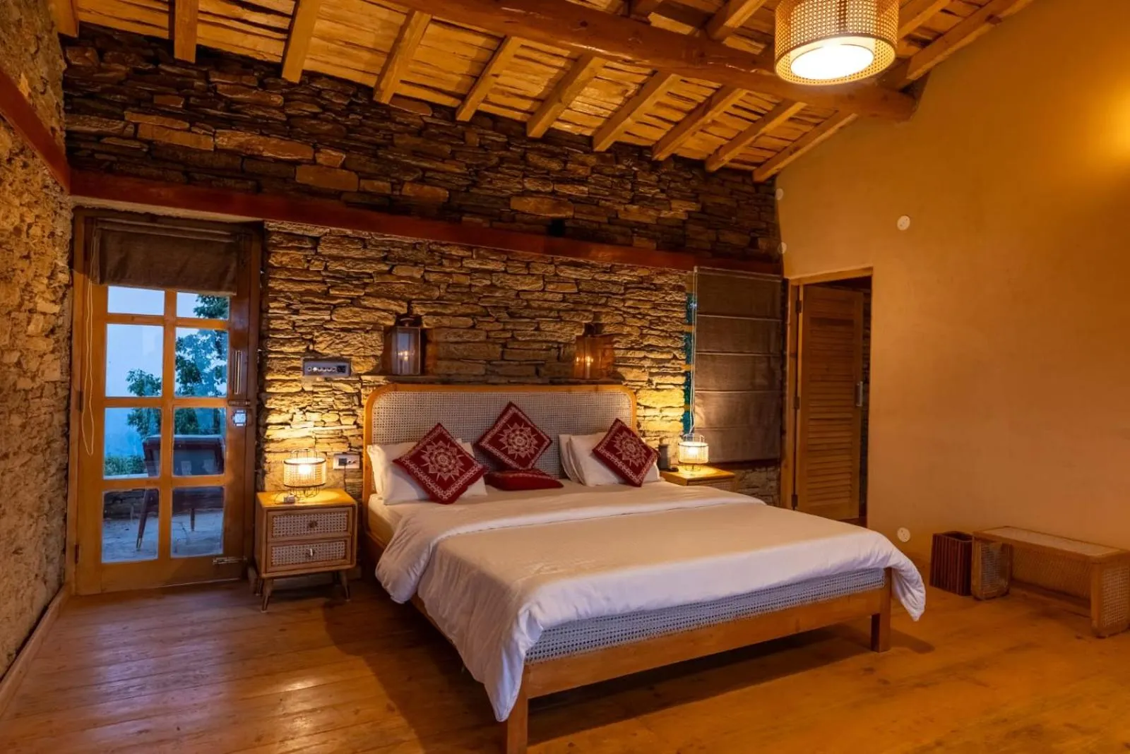 Bedroom, Bed in Kot Kailash Kumaon