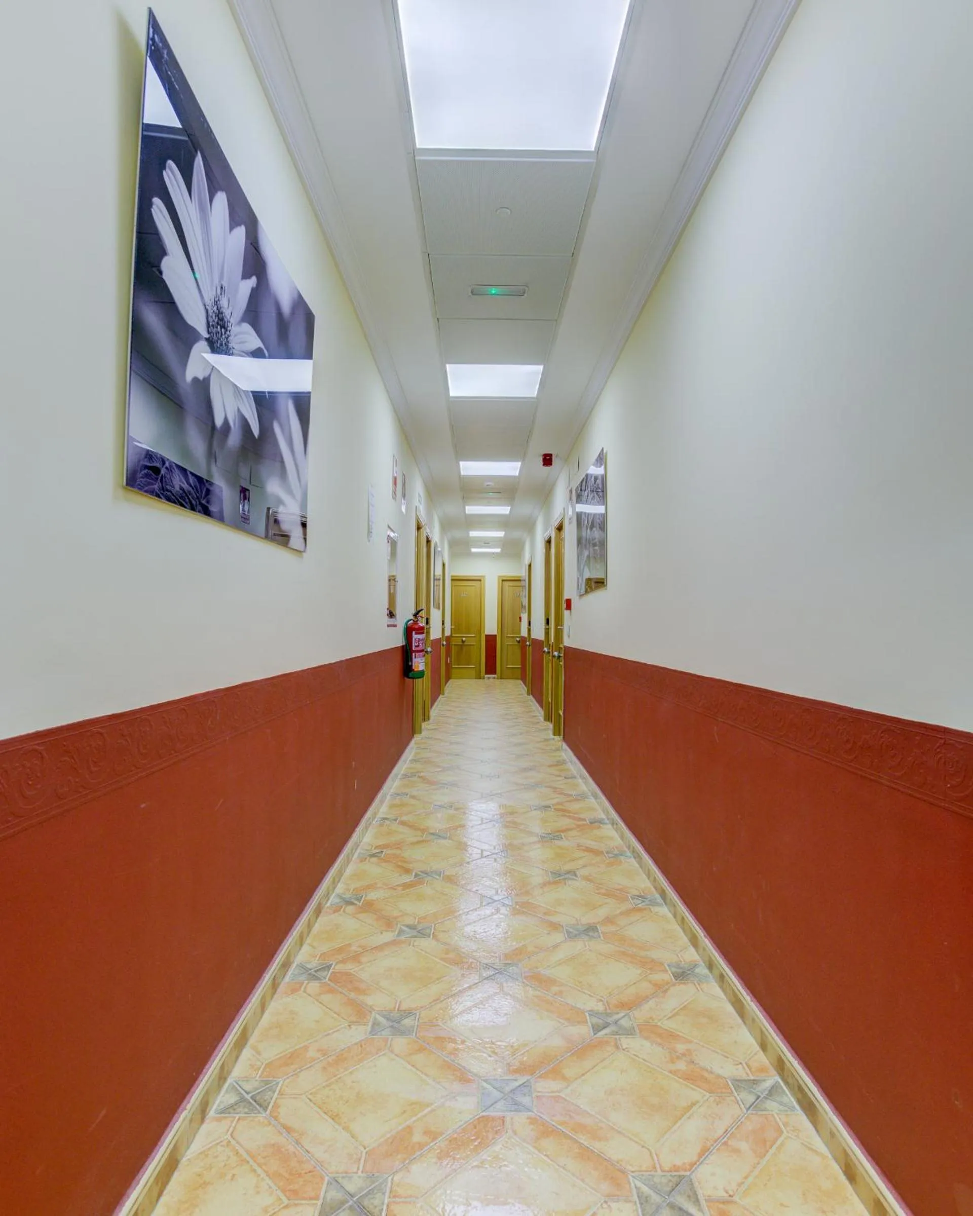 Property building in Hotel Pizarro