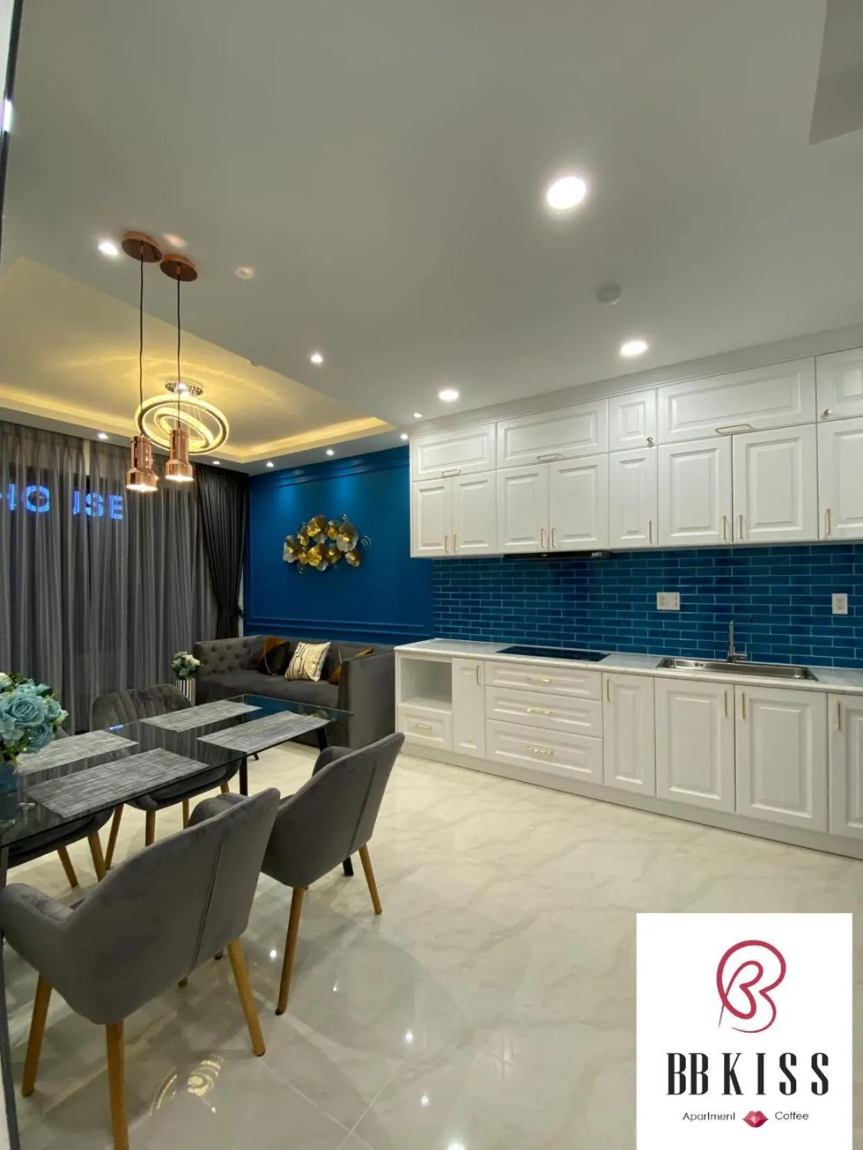 stove in BBKISS Apartments & Hotel