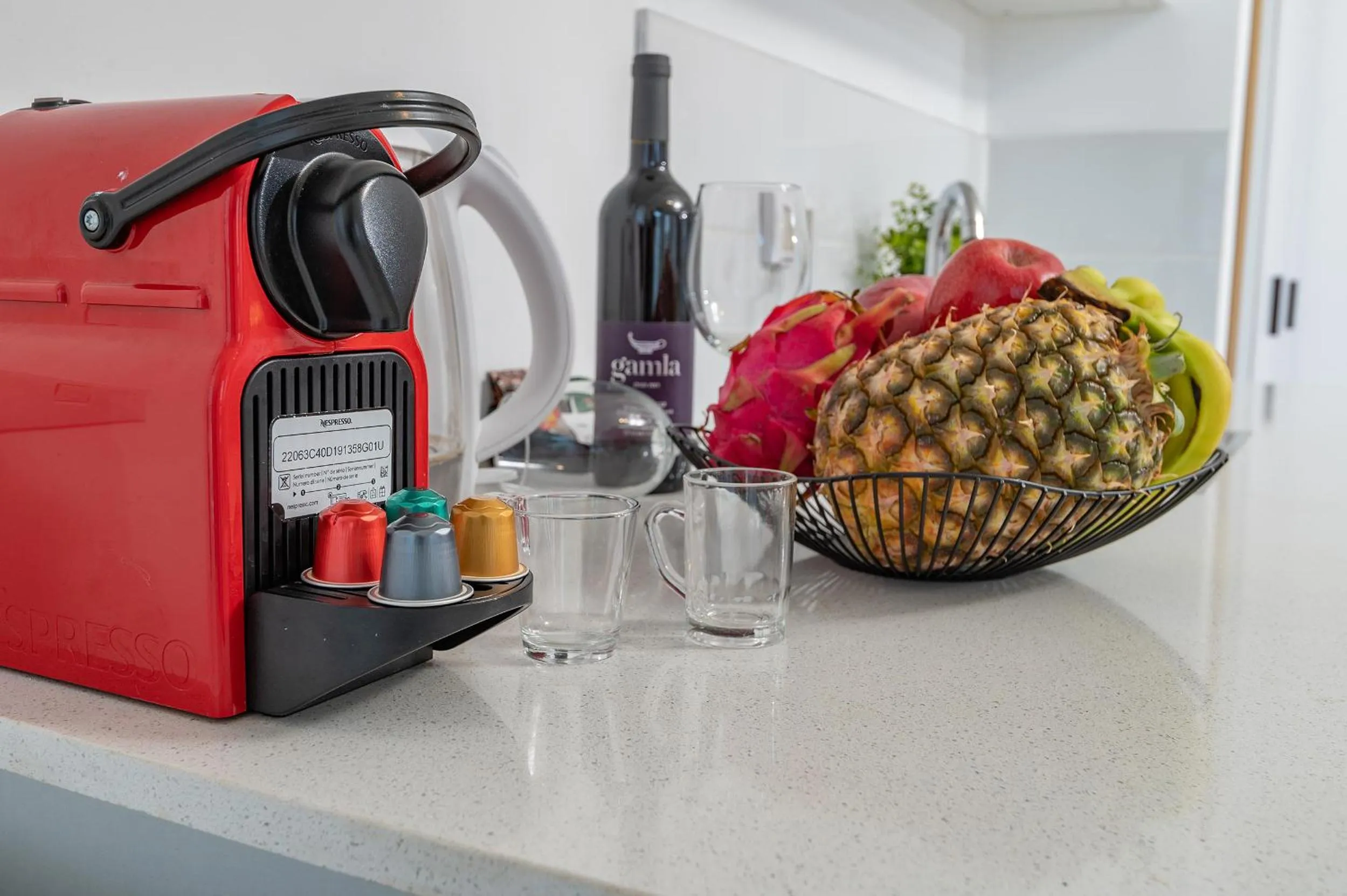 Coffee/tea facilities in Hi-Yam SeaView Apartments & Suites