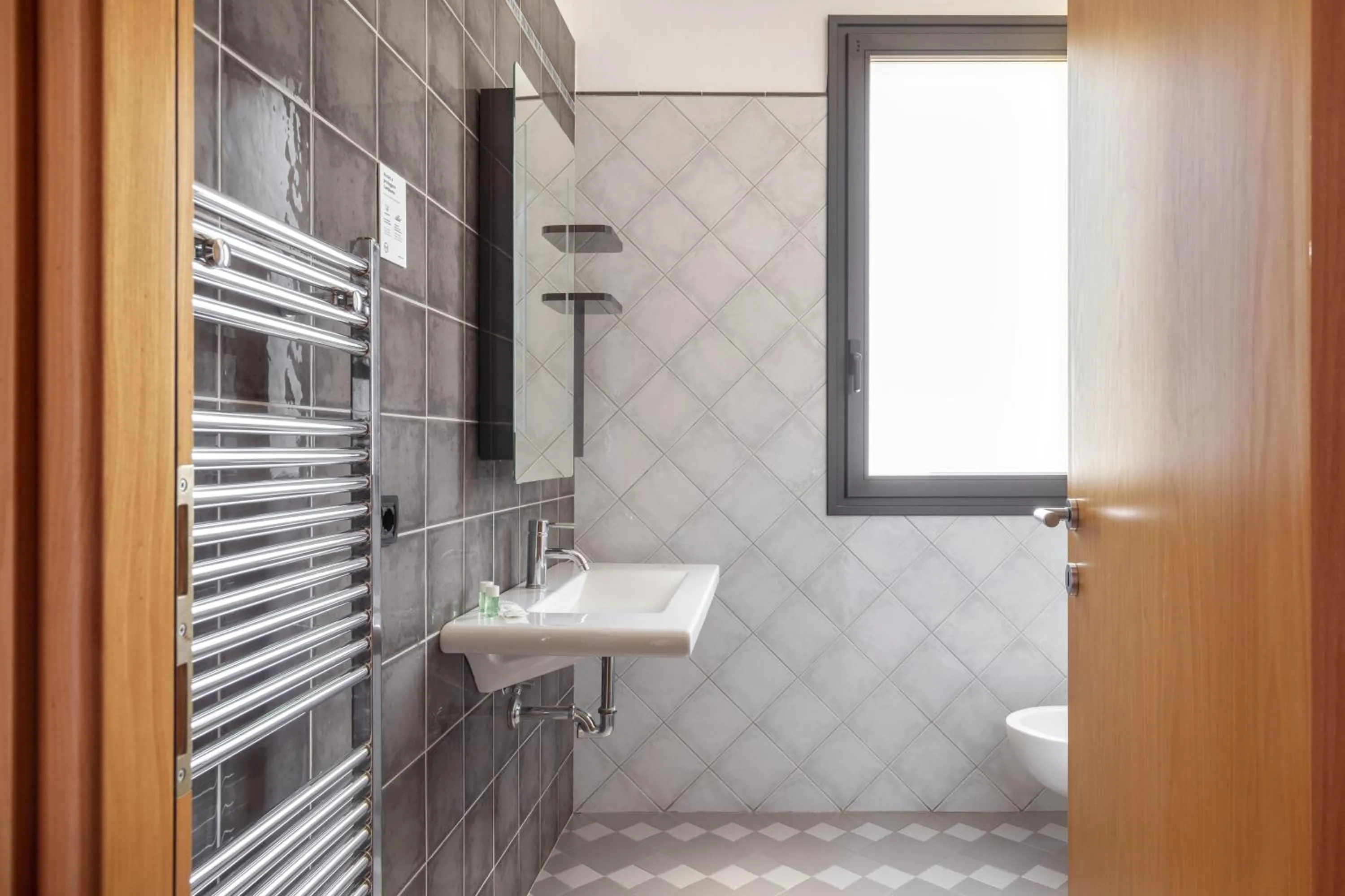 Photo of the whole room in B&B Hotel Sassuolo