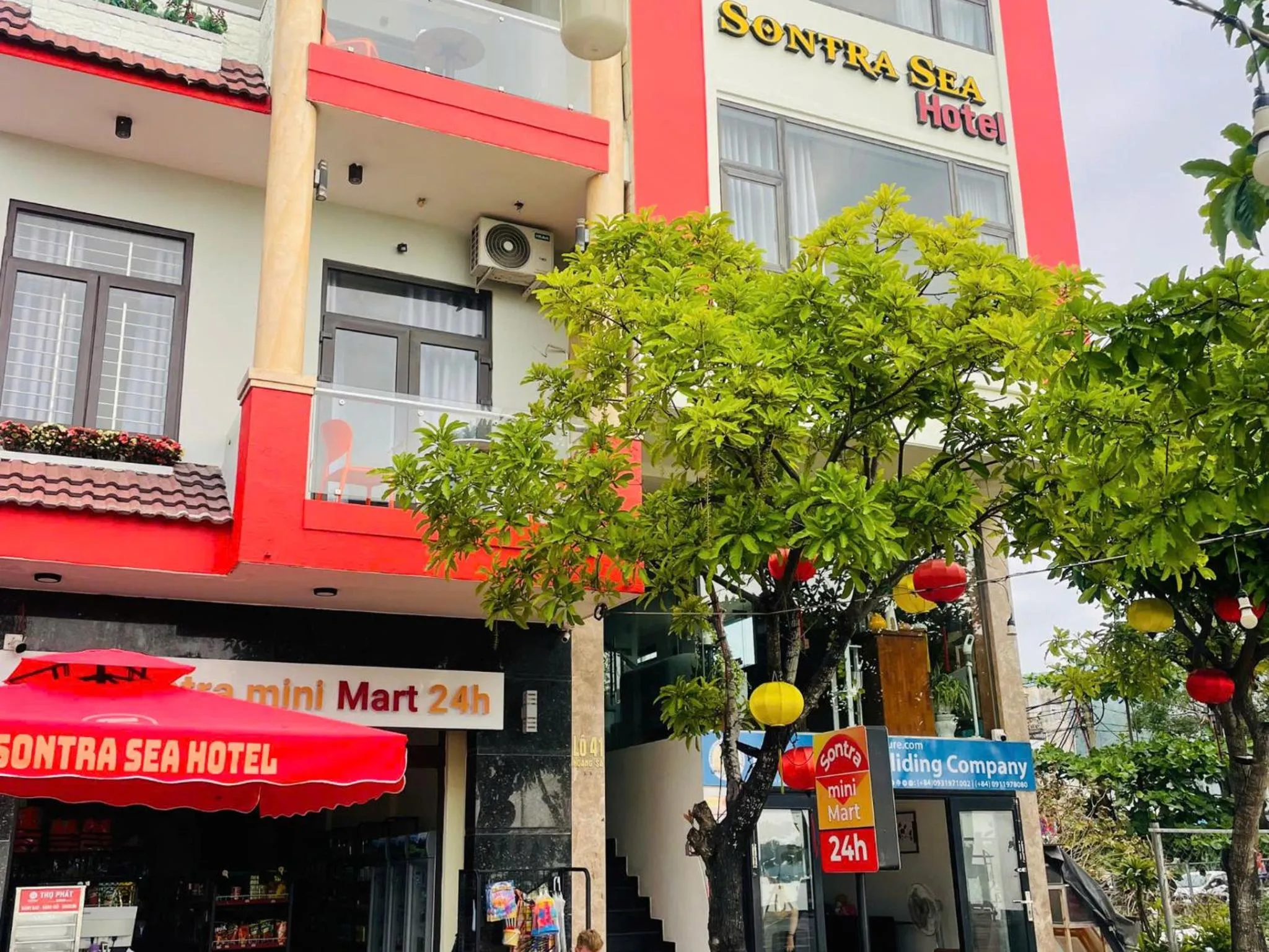 Property building in Sontra Sea Hotel