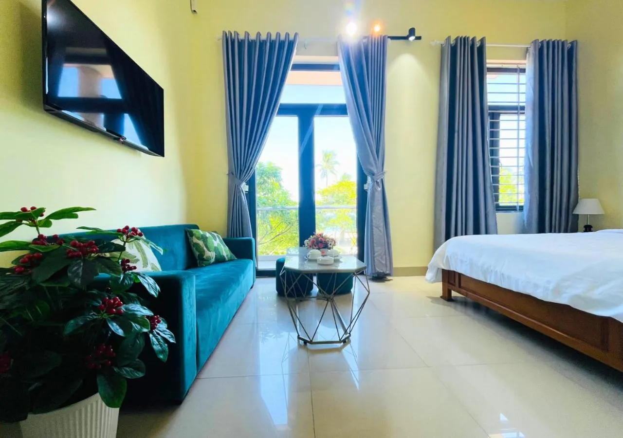 Living room, Bed in Sontra Sea Hotel